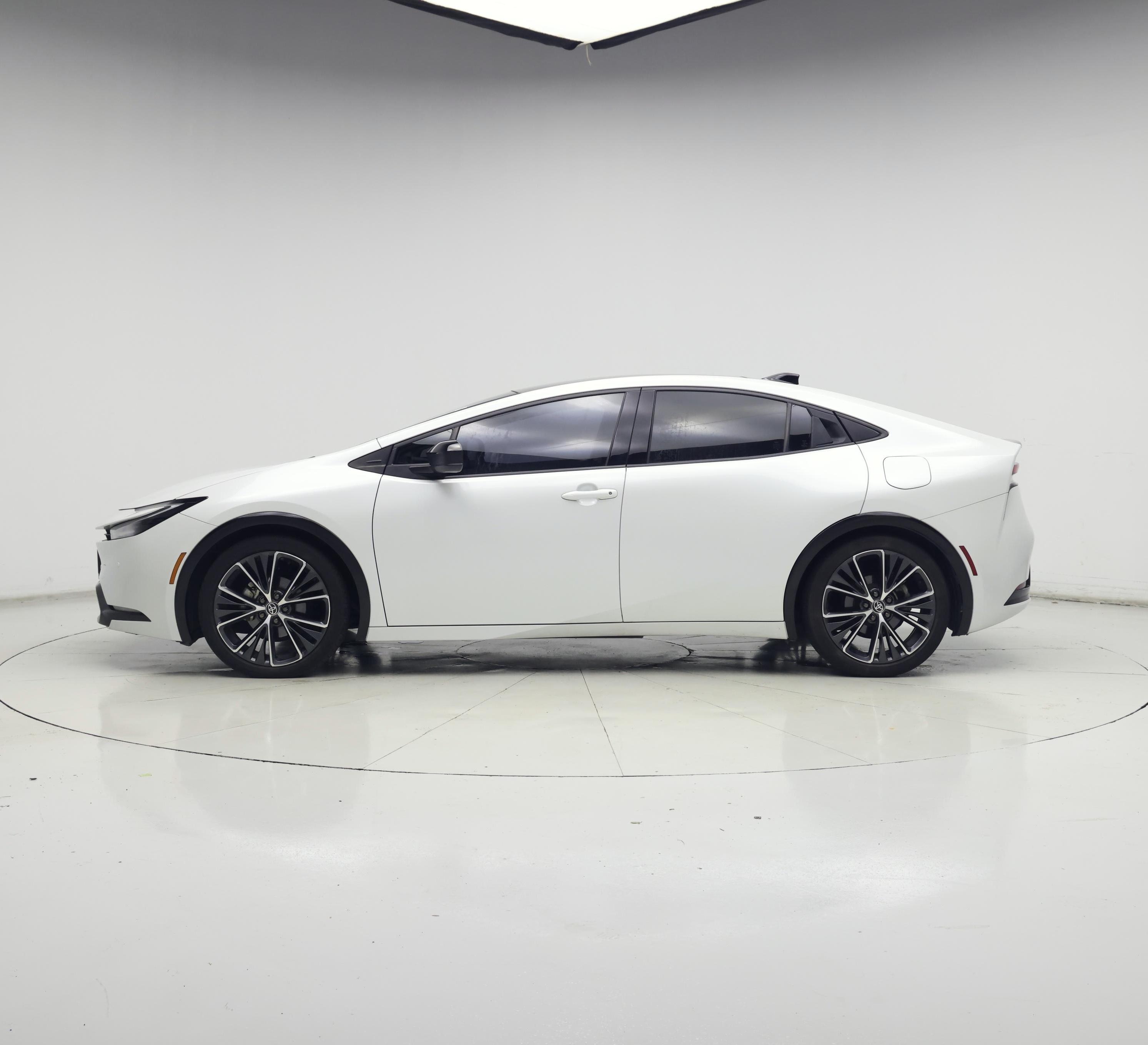 Thumbnail: 2024 Toyota Prius - 3