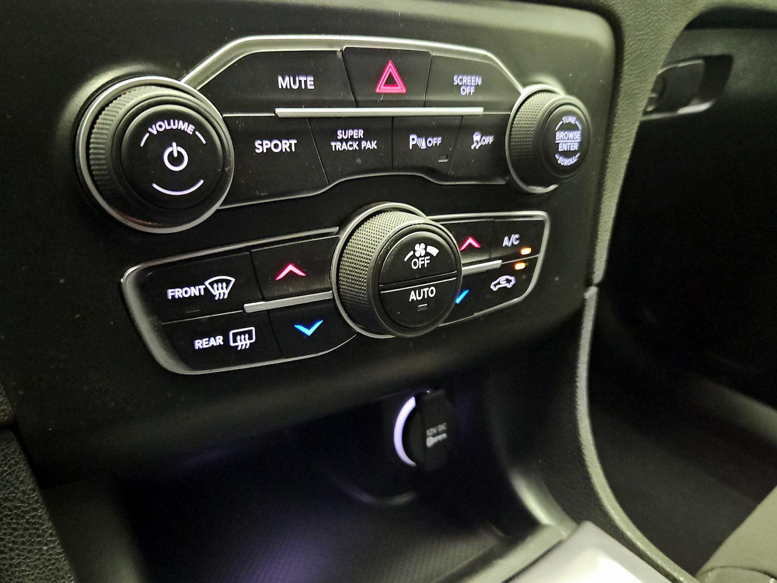 2021 Dodge Charger GT - Photo 17