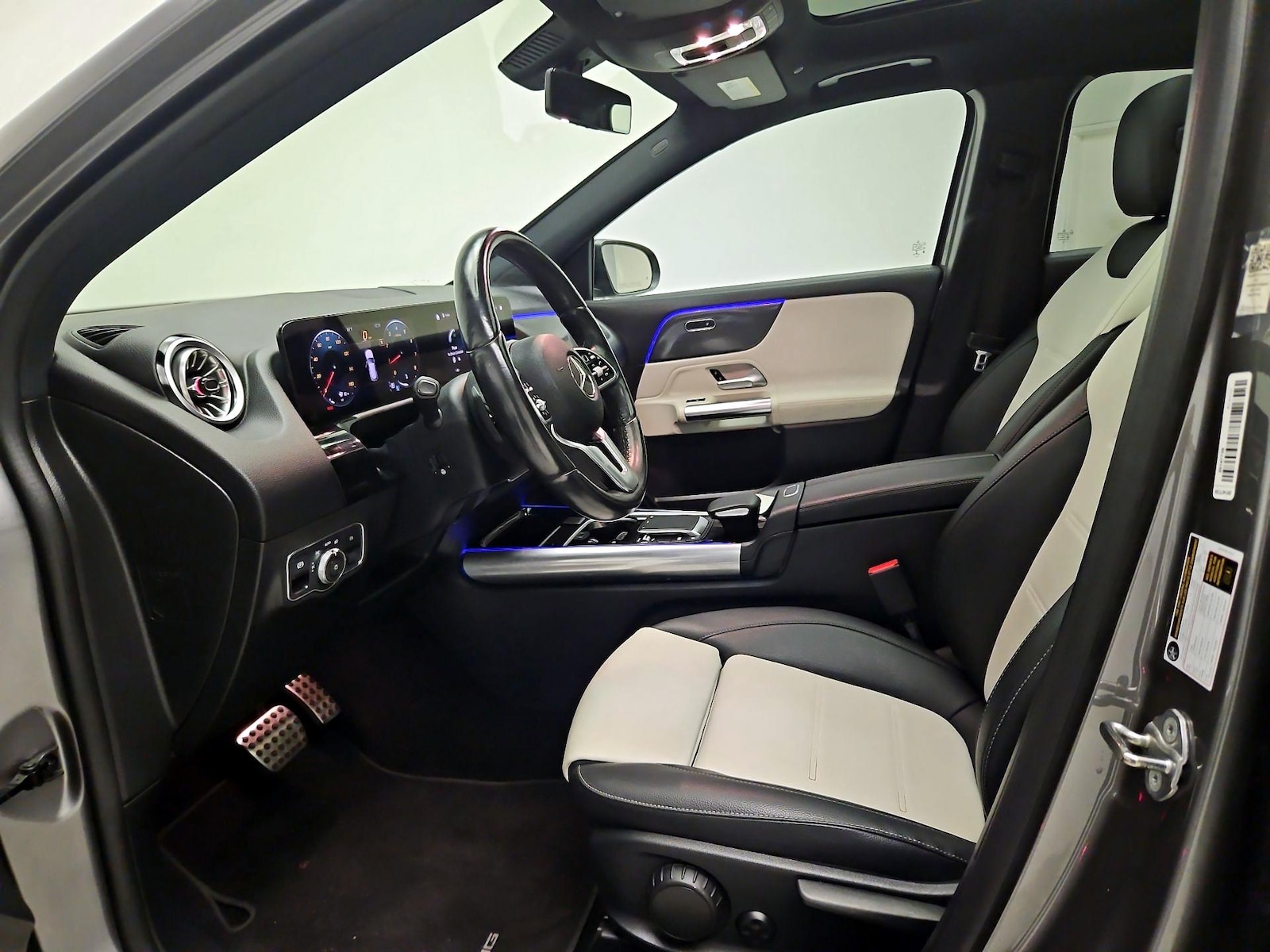 2022 Mercedes-Benz GLA GLA250 - Photo 12