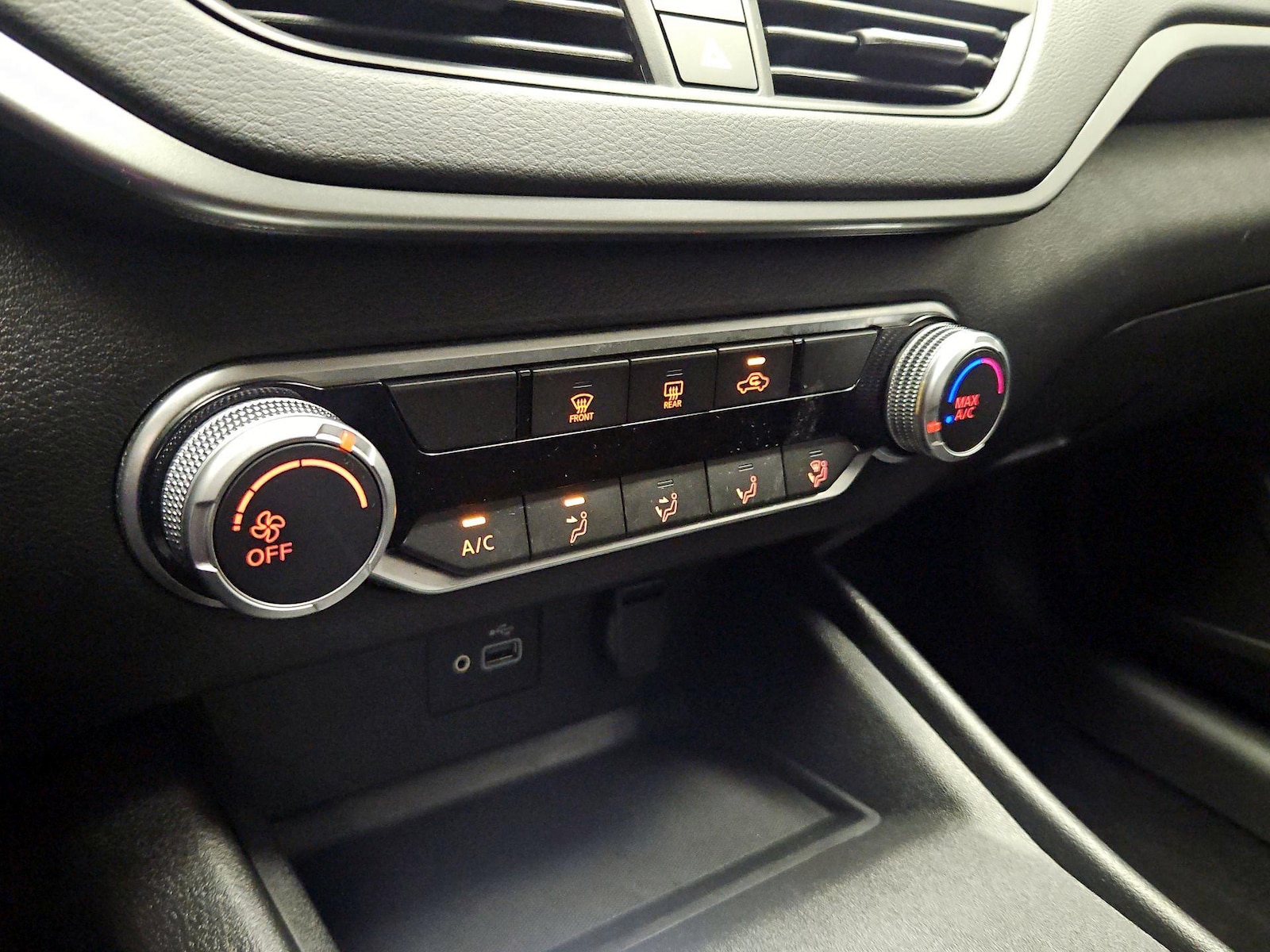 2024 Nissan Altima S - Photo 17