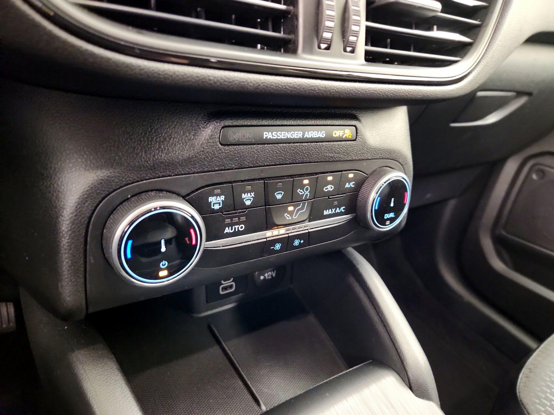 Thumbnail: 2025 Ford Escape - 16