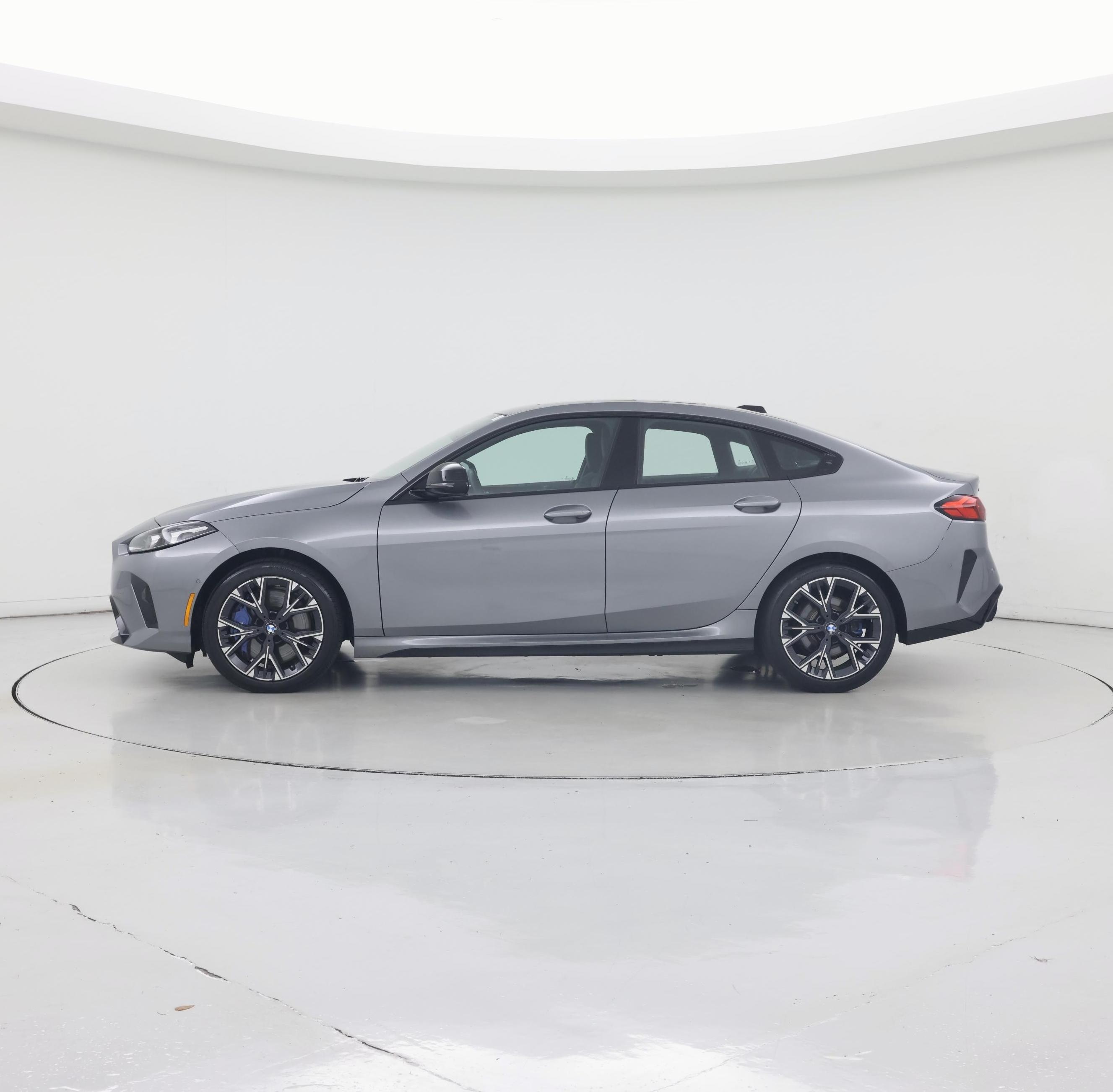 Thumbnail: 2026 BMW 2 Series - 3