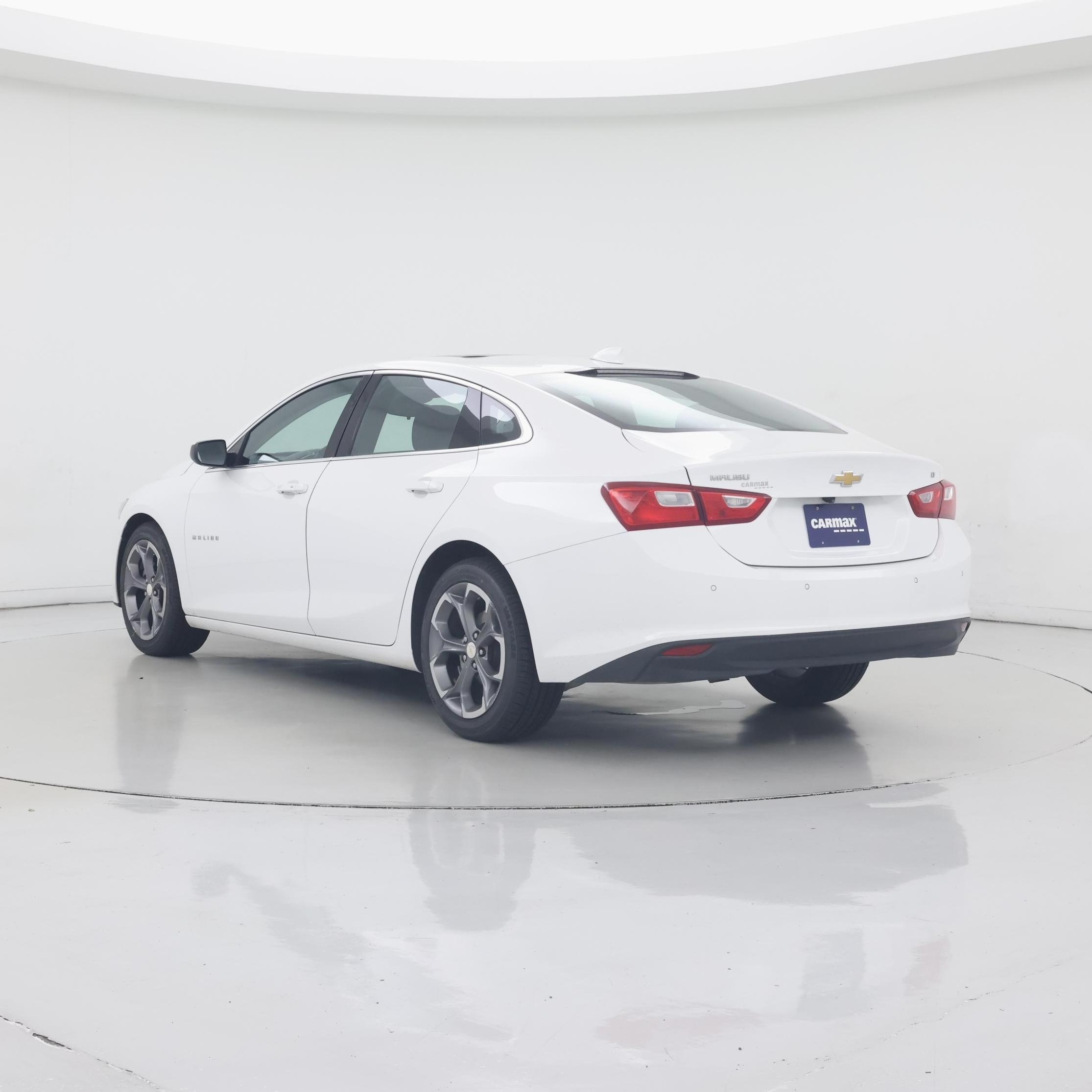 Thumbnail: 2024 Chevrolet Malibu - 2