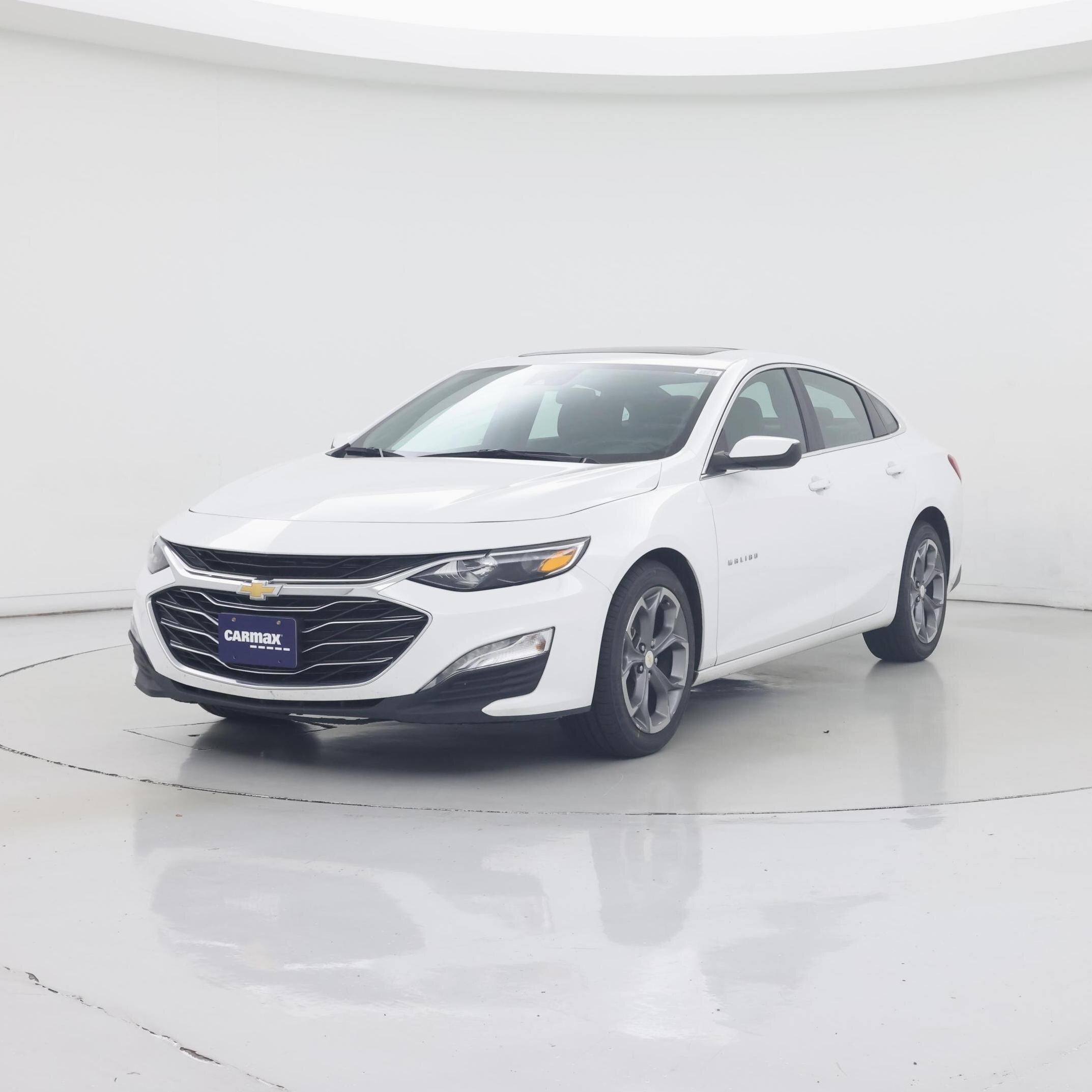 Thumbnail: 2024 Chevrolet Malibu - 4