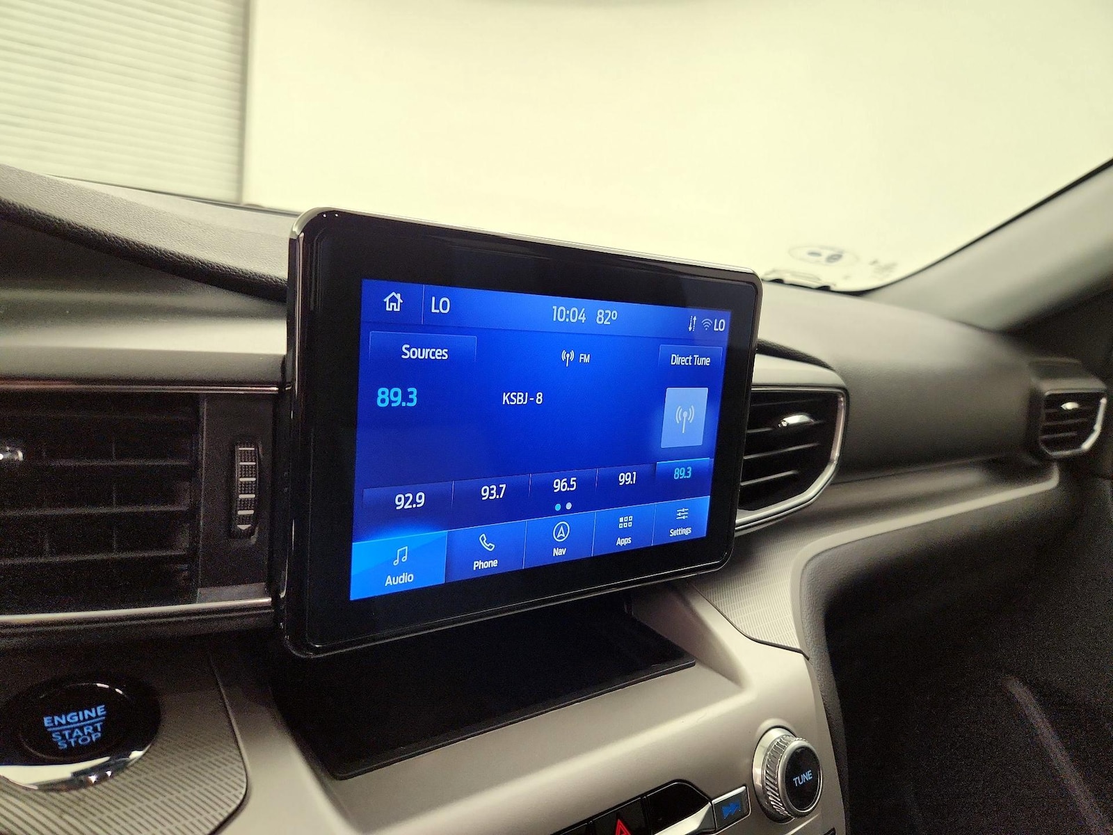 2022 Ford Explorer XLT - Photo 17
