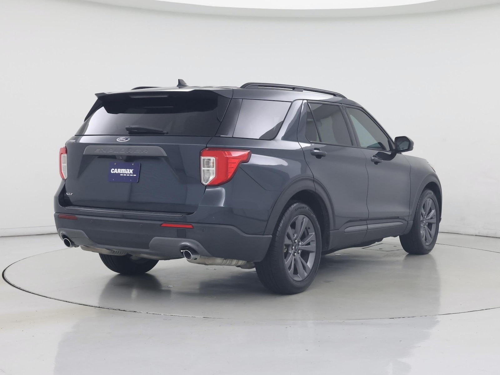 2022 Ford Explorer XLT - Photo 9