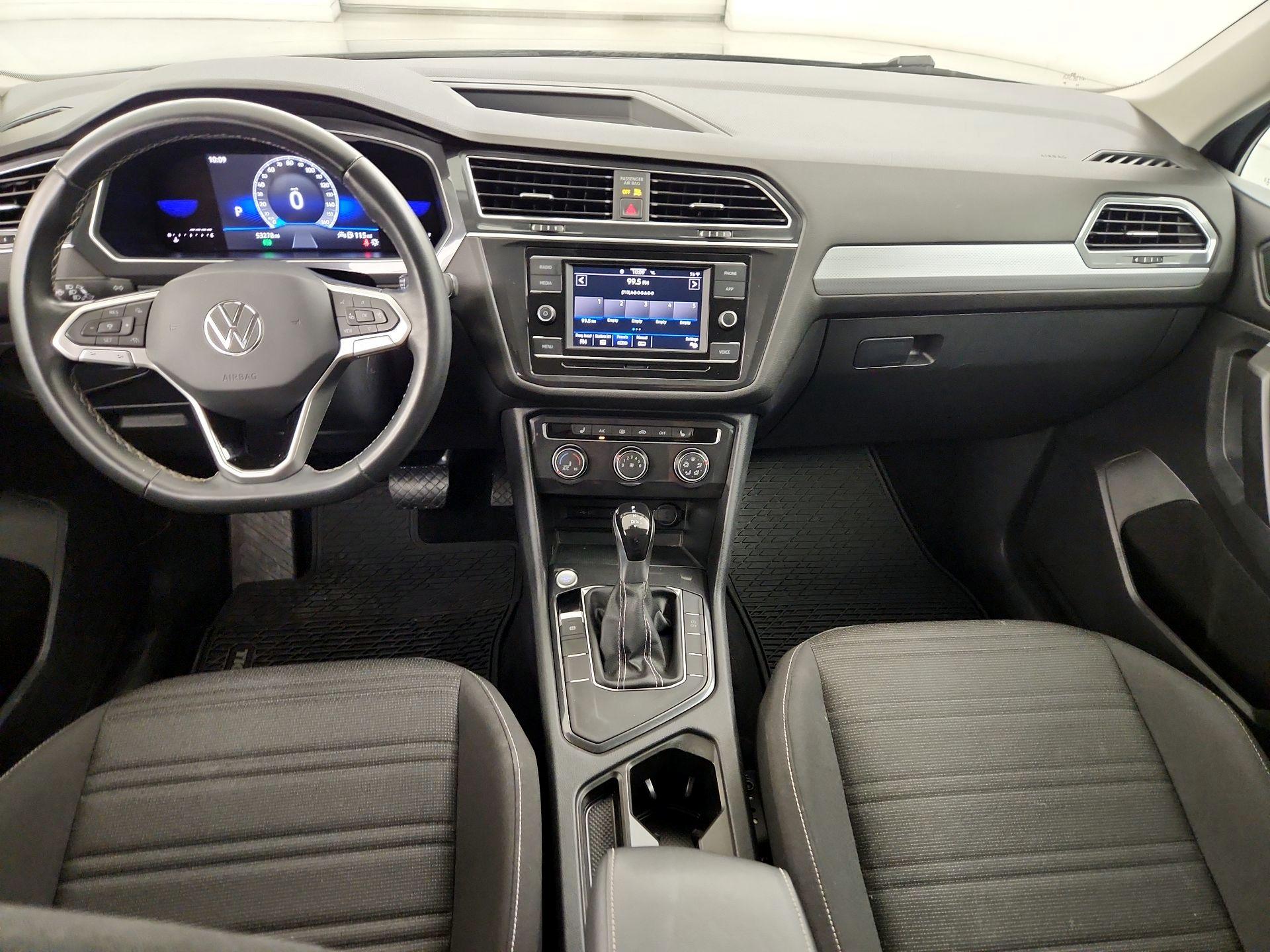 Thumbnail: 2023 Volkswagen Tiguan - 9
