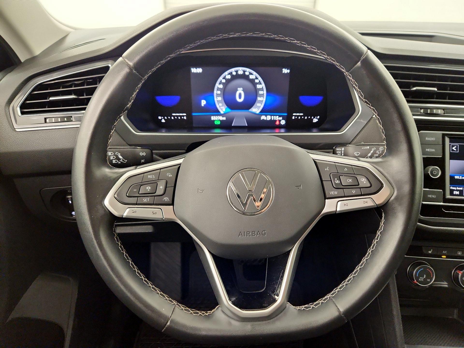 Thumbnail: 2023 Volkswagen Tiguan - 10