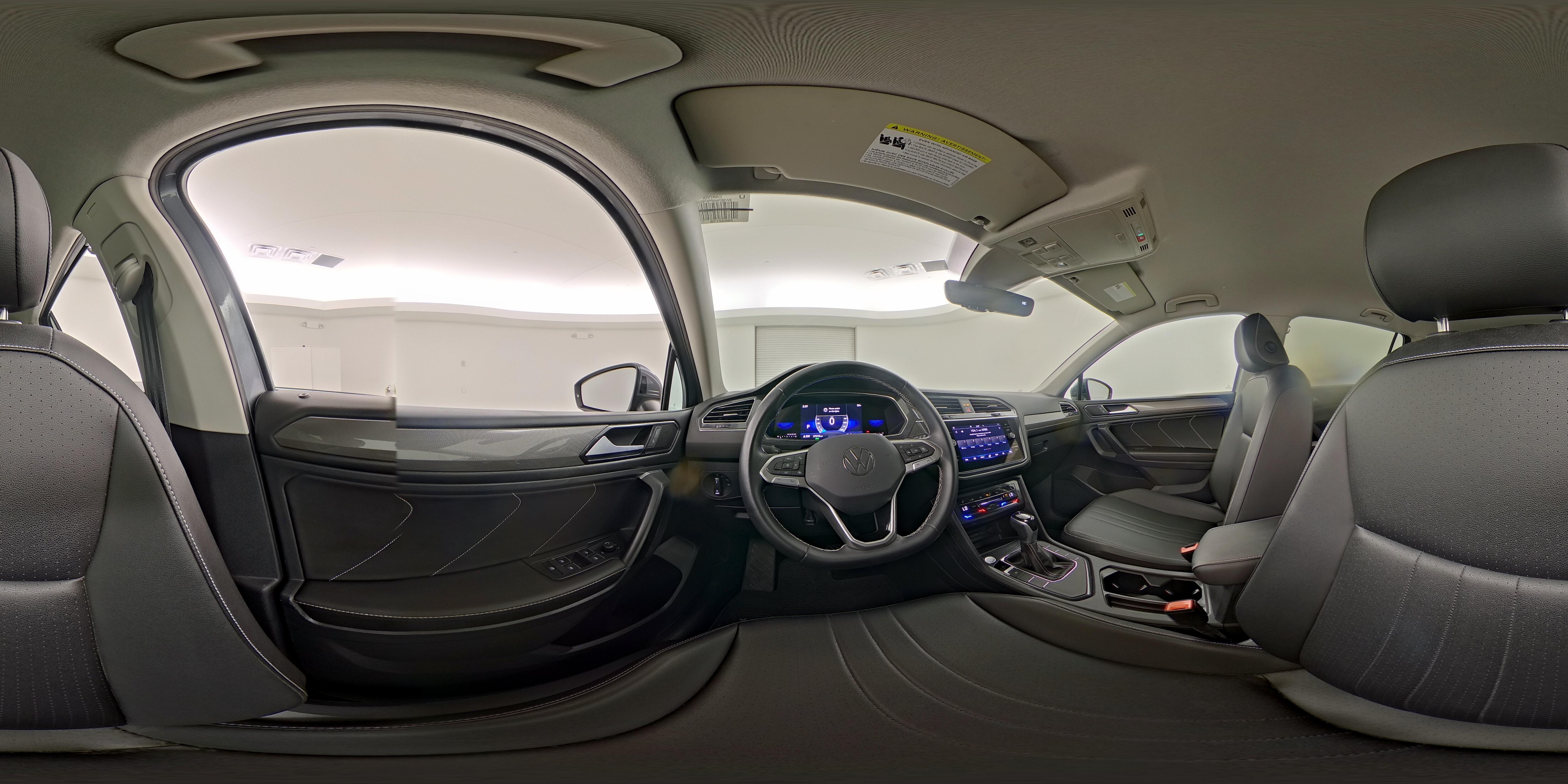 2023 Volkswagen Tiguan SE - Photo 28