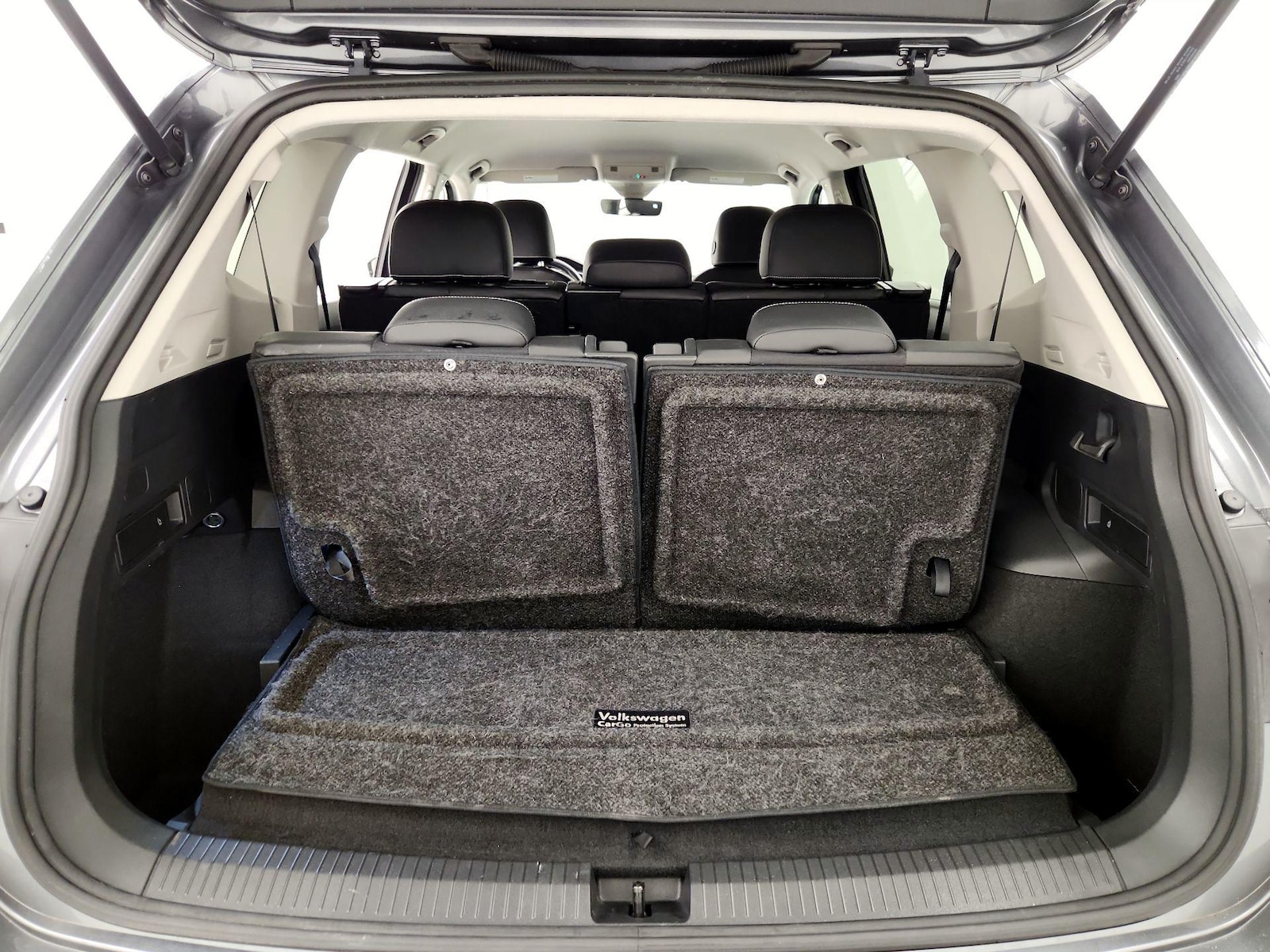 2023 Volkswagen Tiguan SE - Photo 22