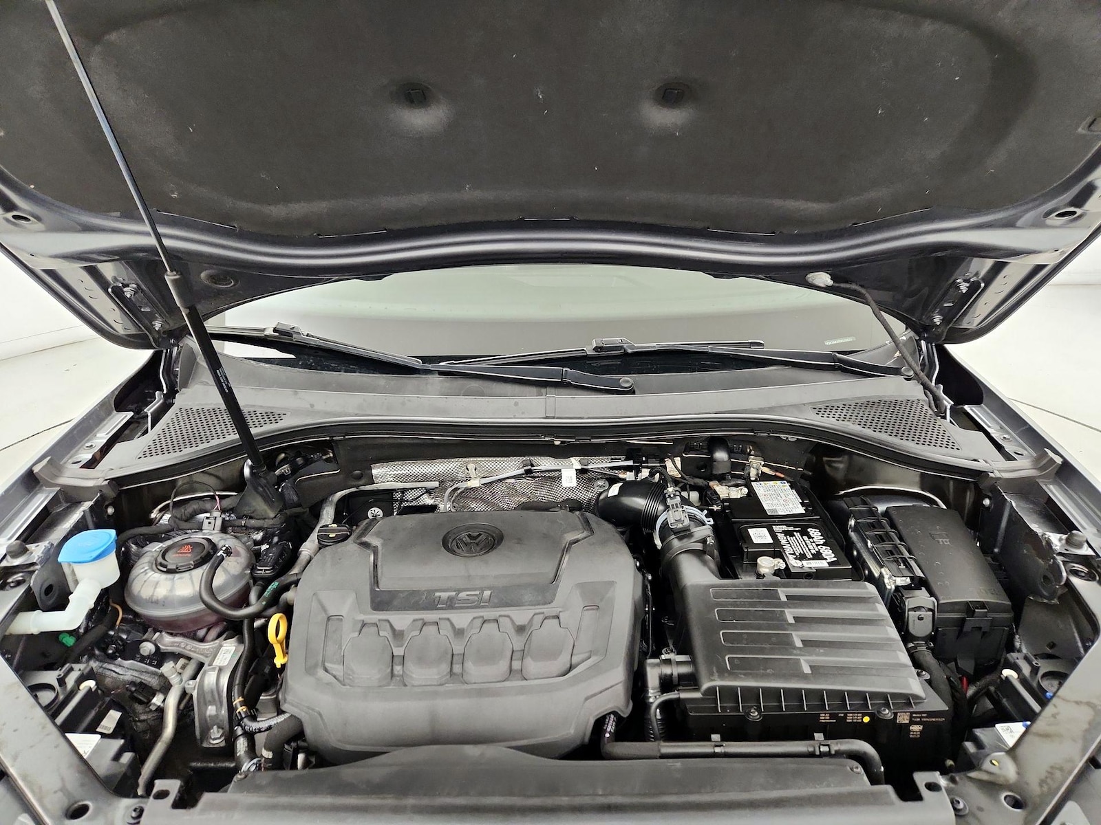2023 Volkswagen Tiguan SE - Photo 24
