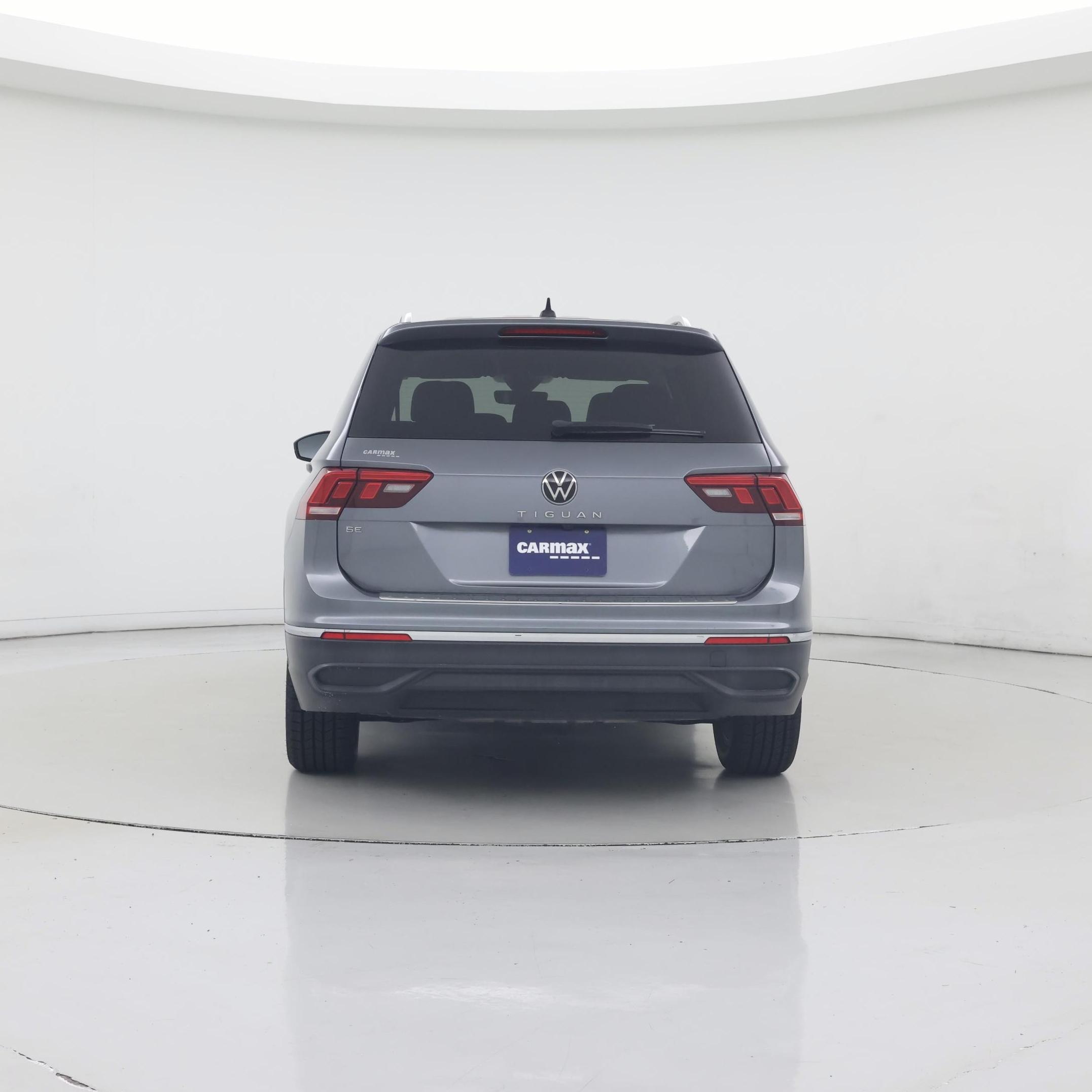 Thumbnail: 2023 Volkswagen Tiguan - 6