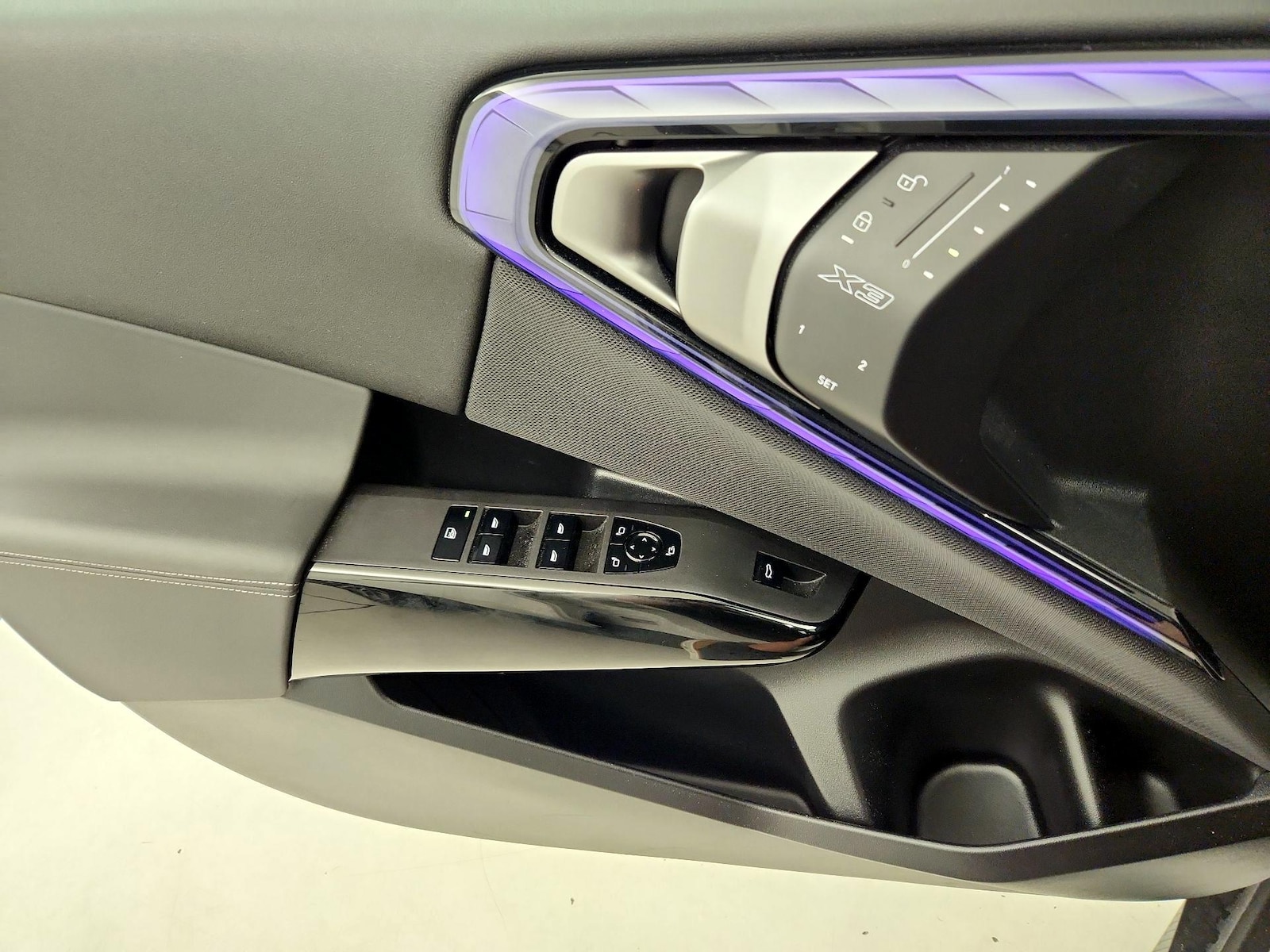 2026 BMW X3 30 - Photo 13