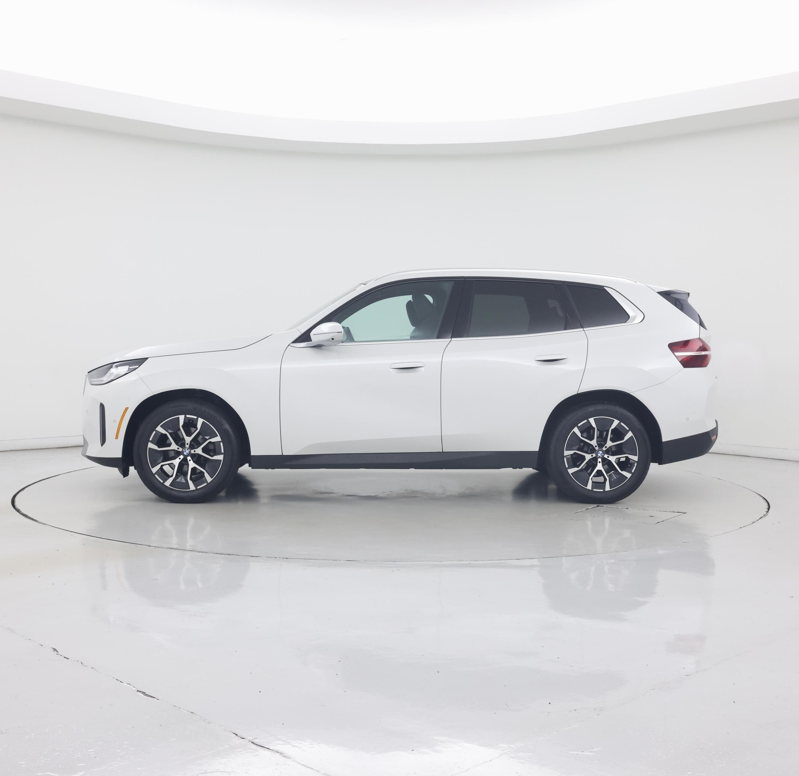 Thumbnail: 2026 BMW X3 - 3