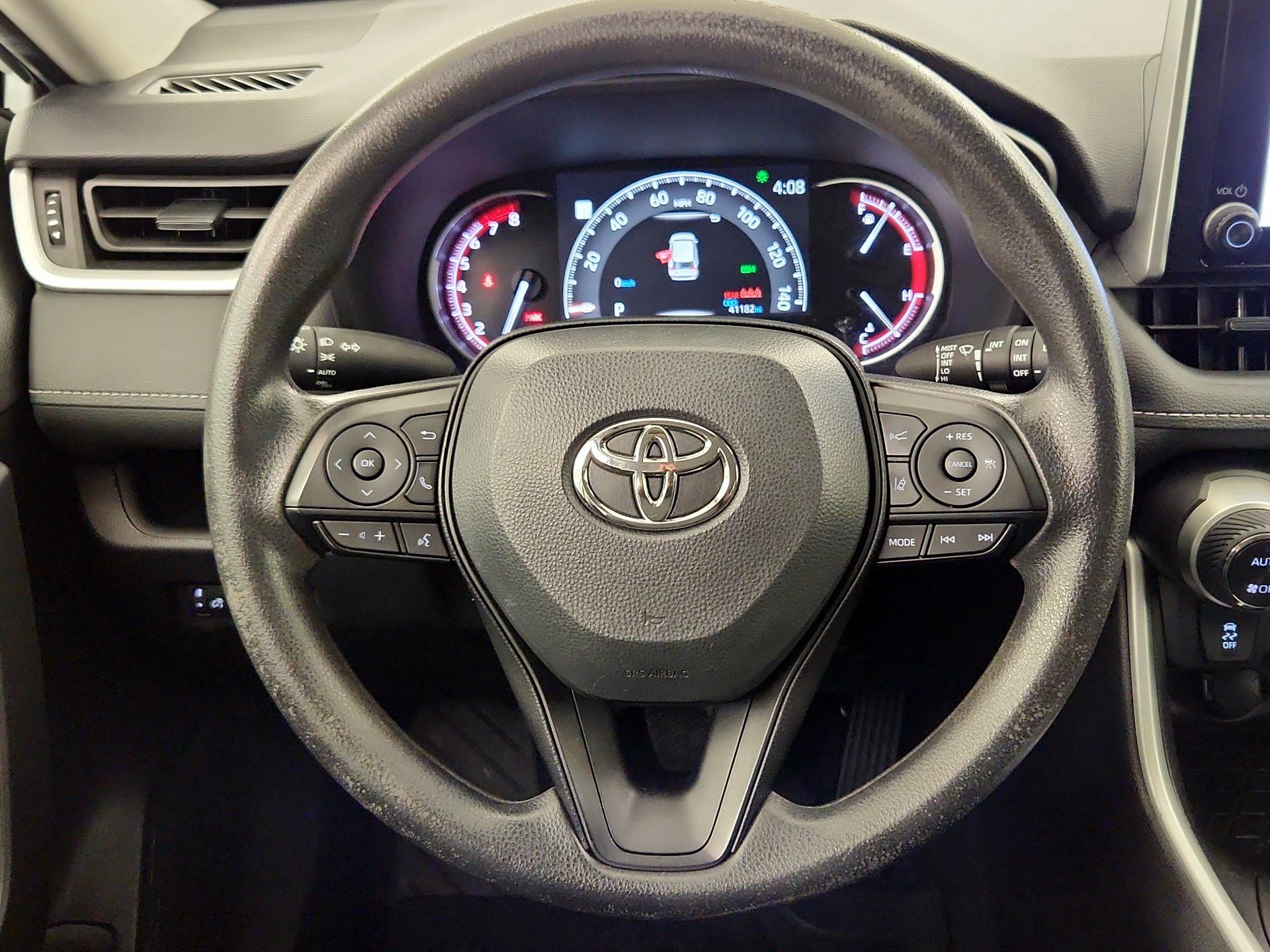 Thumbnail: 2024 Toyota RAV4 - 10