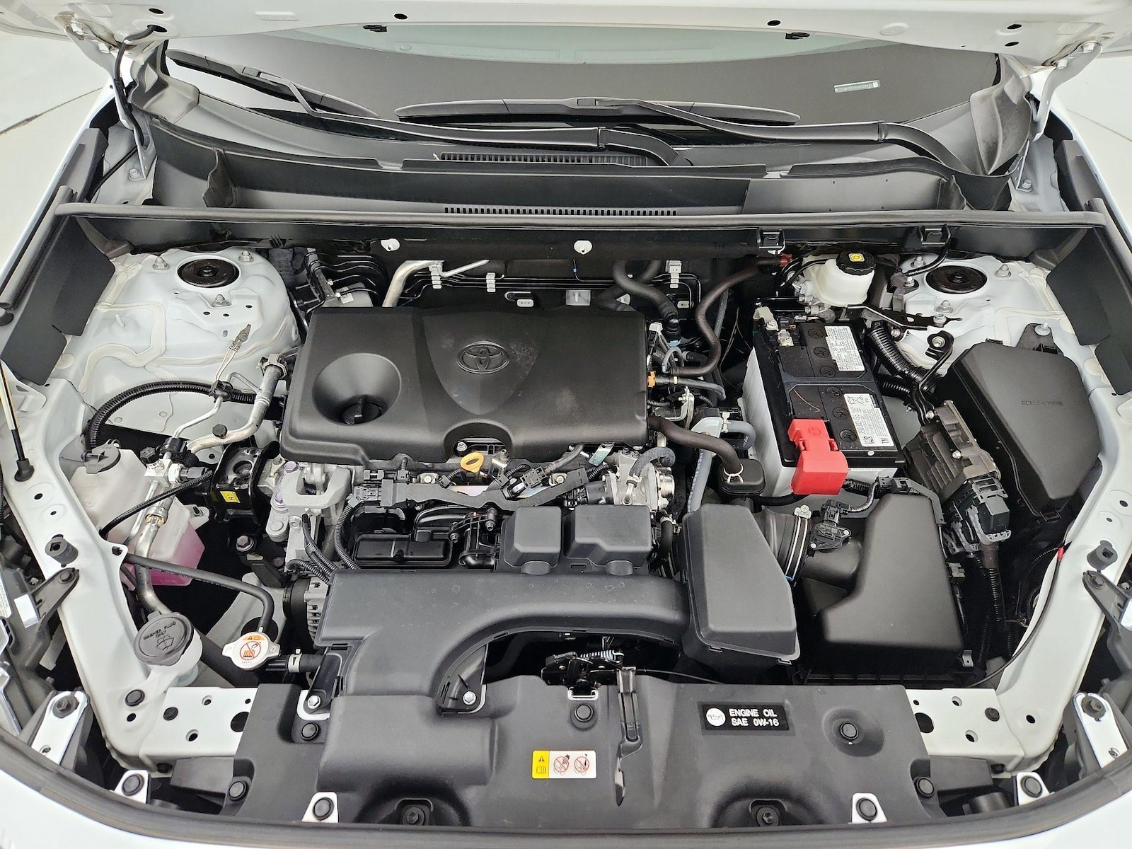 2024 Toyota RAV4 XLE - Photo 22