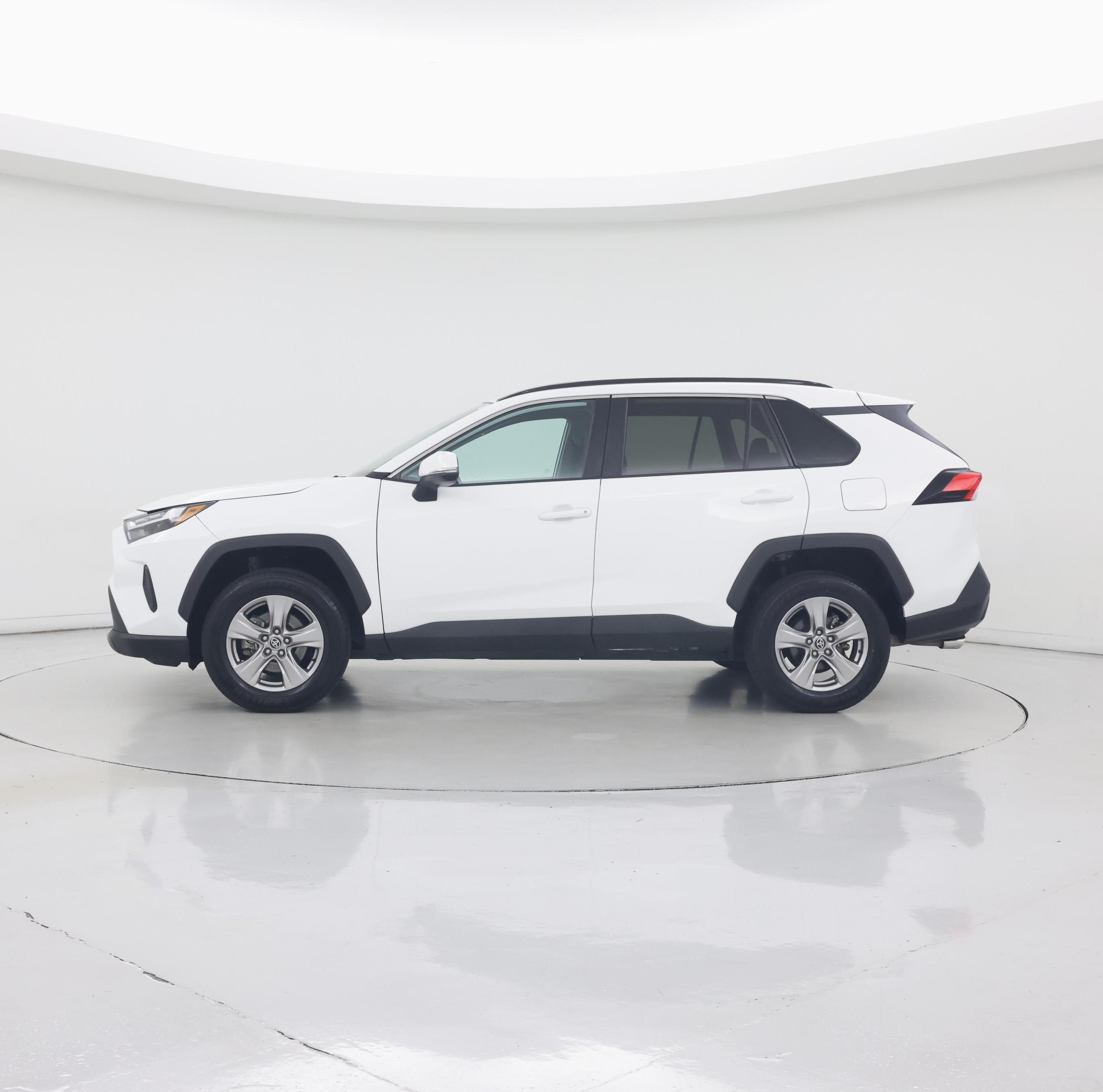 Thumbnail: 2024 Toyota RAV4 - 3