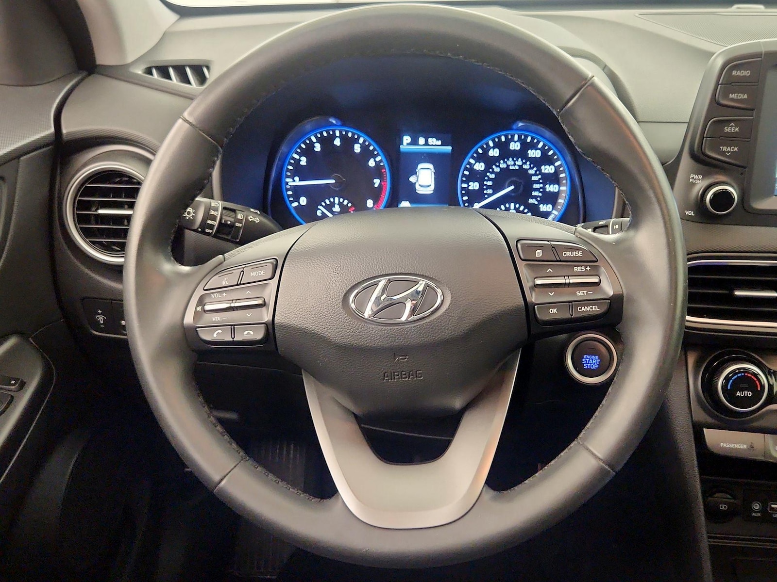 2021 Hyundai Kona Limited - Photo 11
