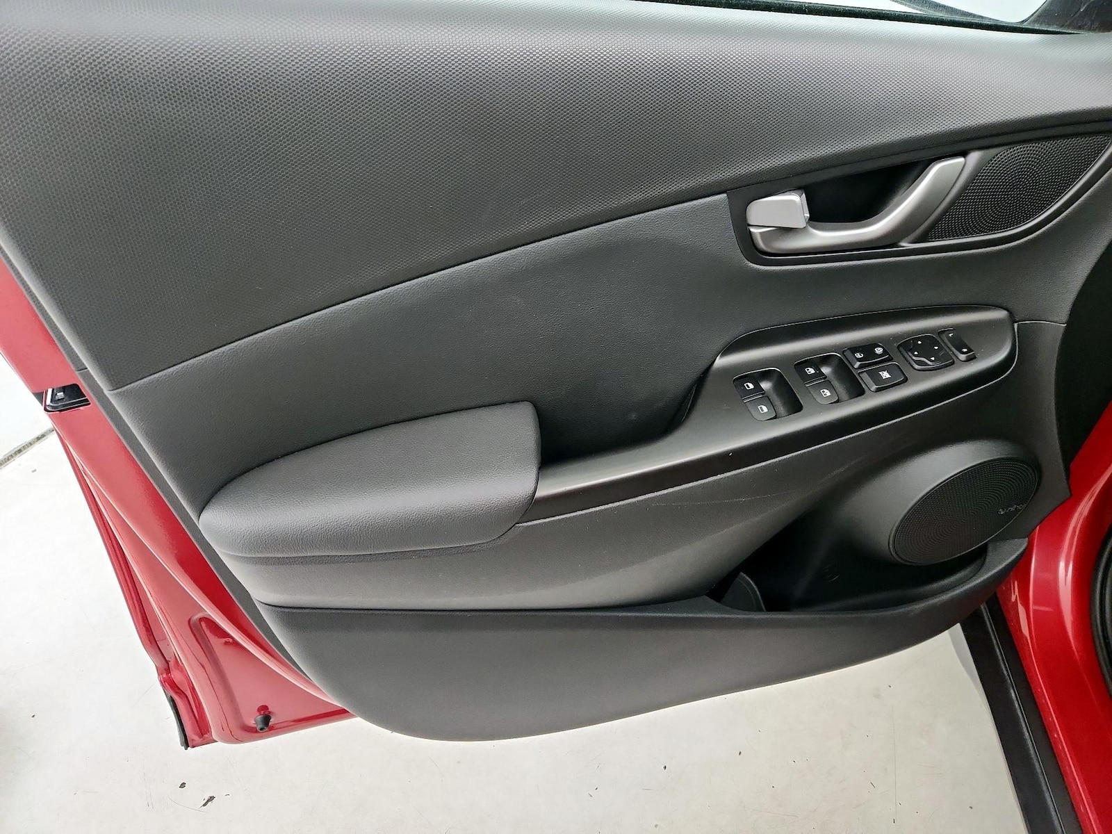 2021 Hyundai Kona Limited - Photo 13