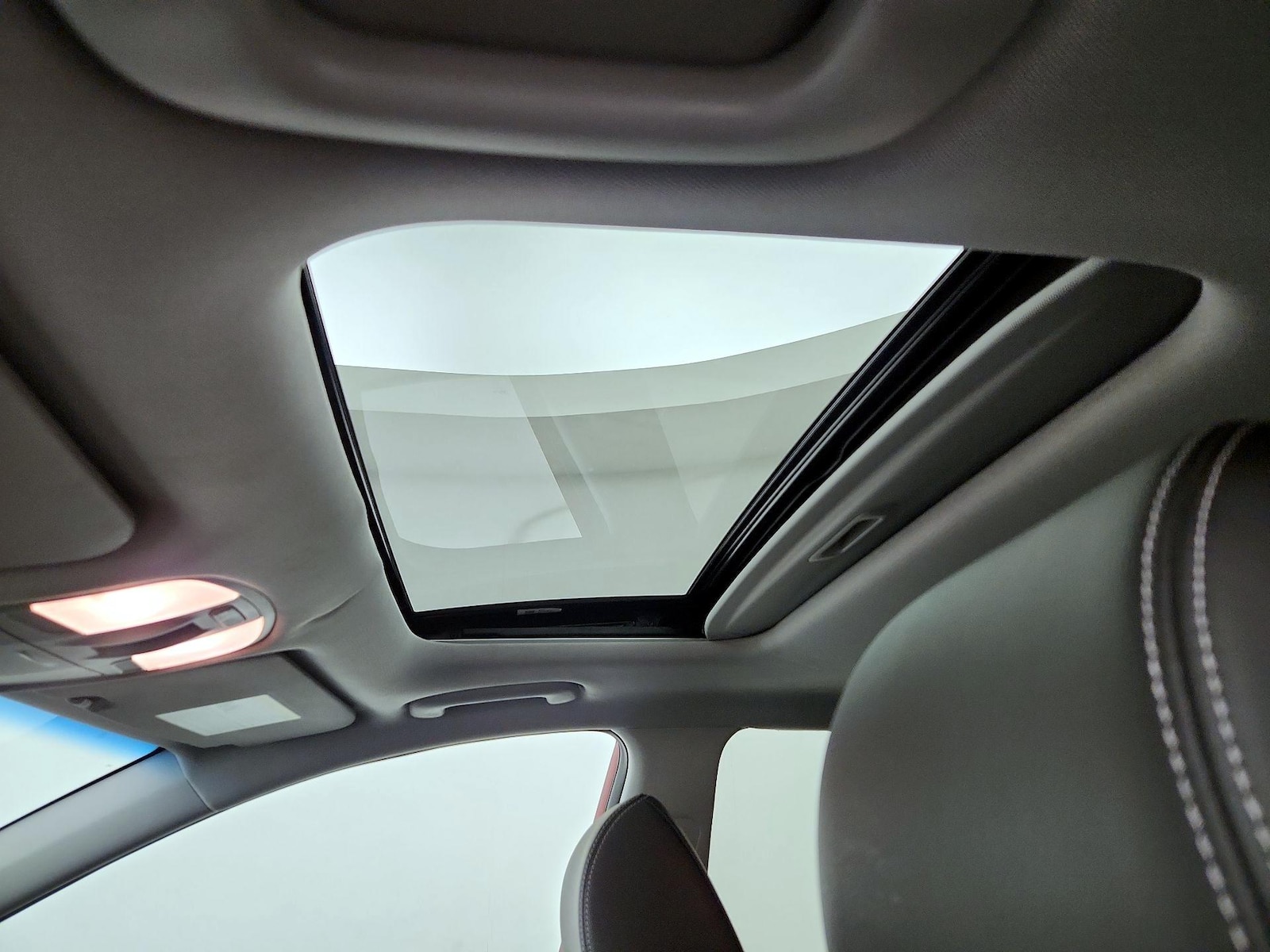 2021 Hyundai Kona Limited - Photo 20