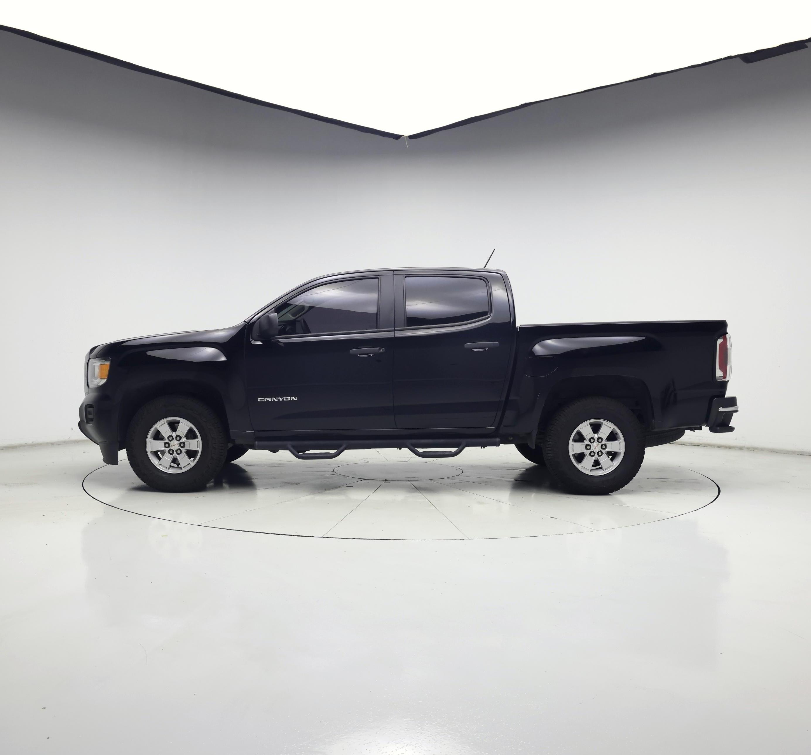 Thumbnail: 2020 GMC Canyon - 3