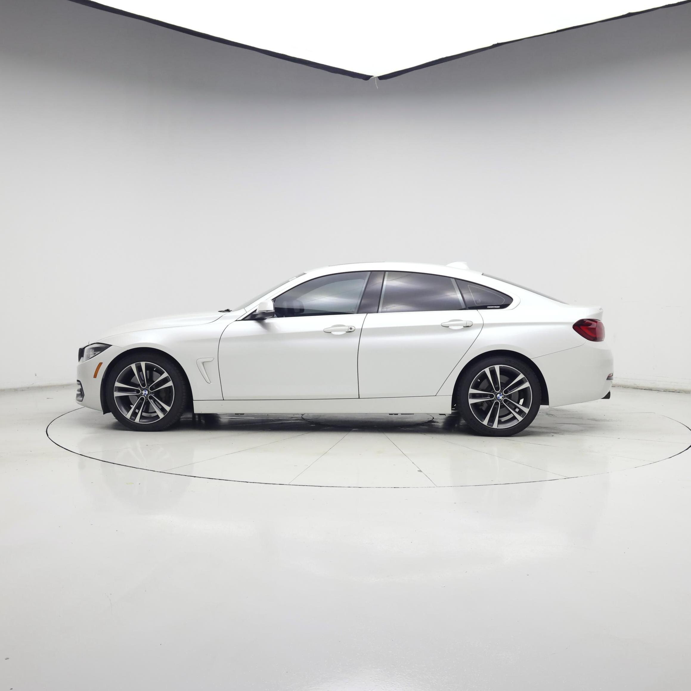 Thumbnail: 2020 BMW 4 Series - 3