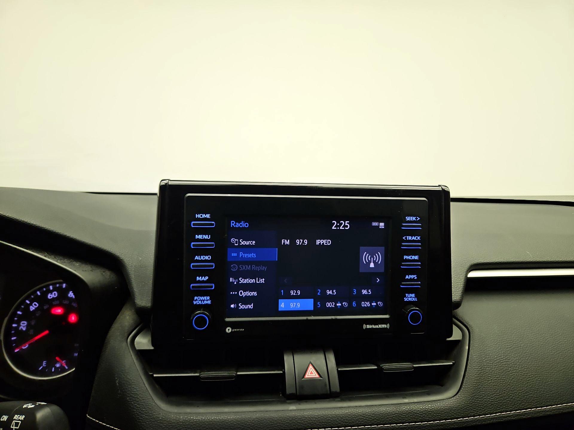 Thumbnail: 2020 Toyota RAV4 - 14
