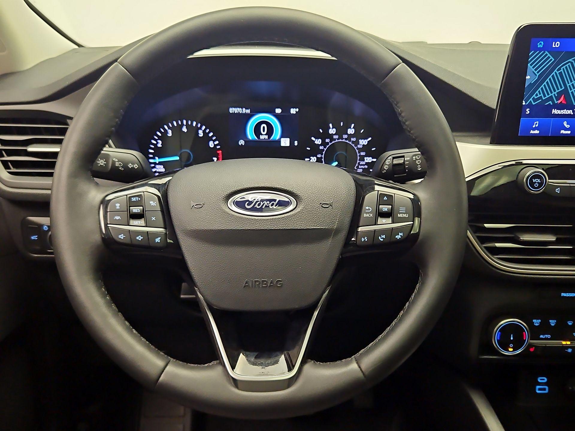 Thumbnail: 2022 Ford Escape - 10