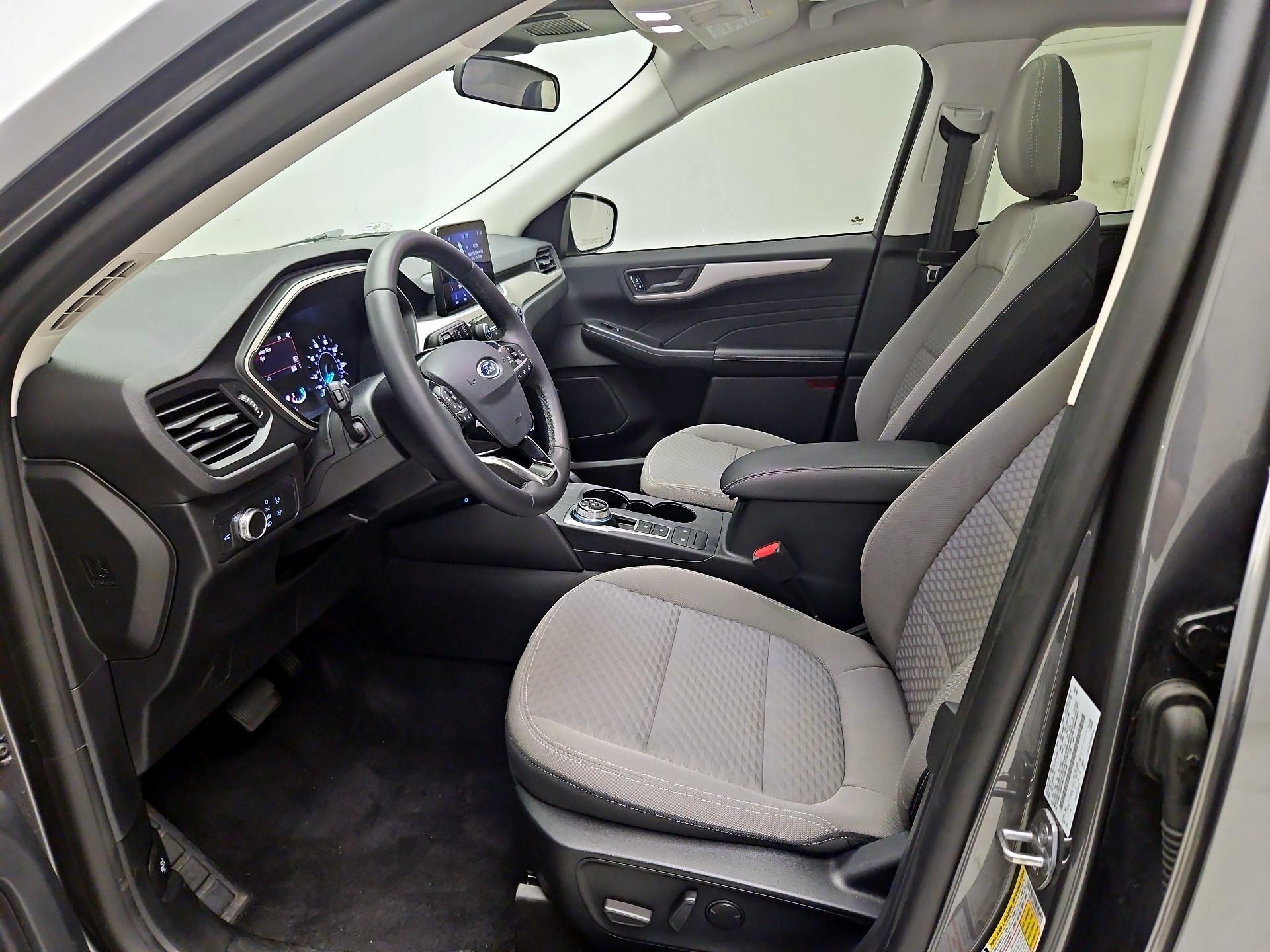 Thumbnail: 2022 Ford Escape - 11