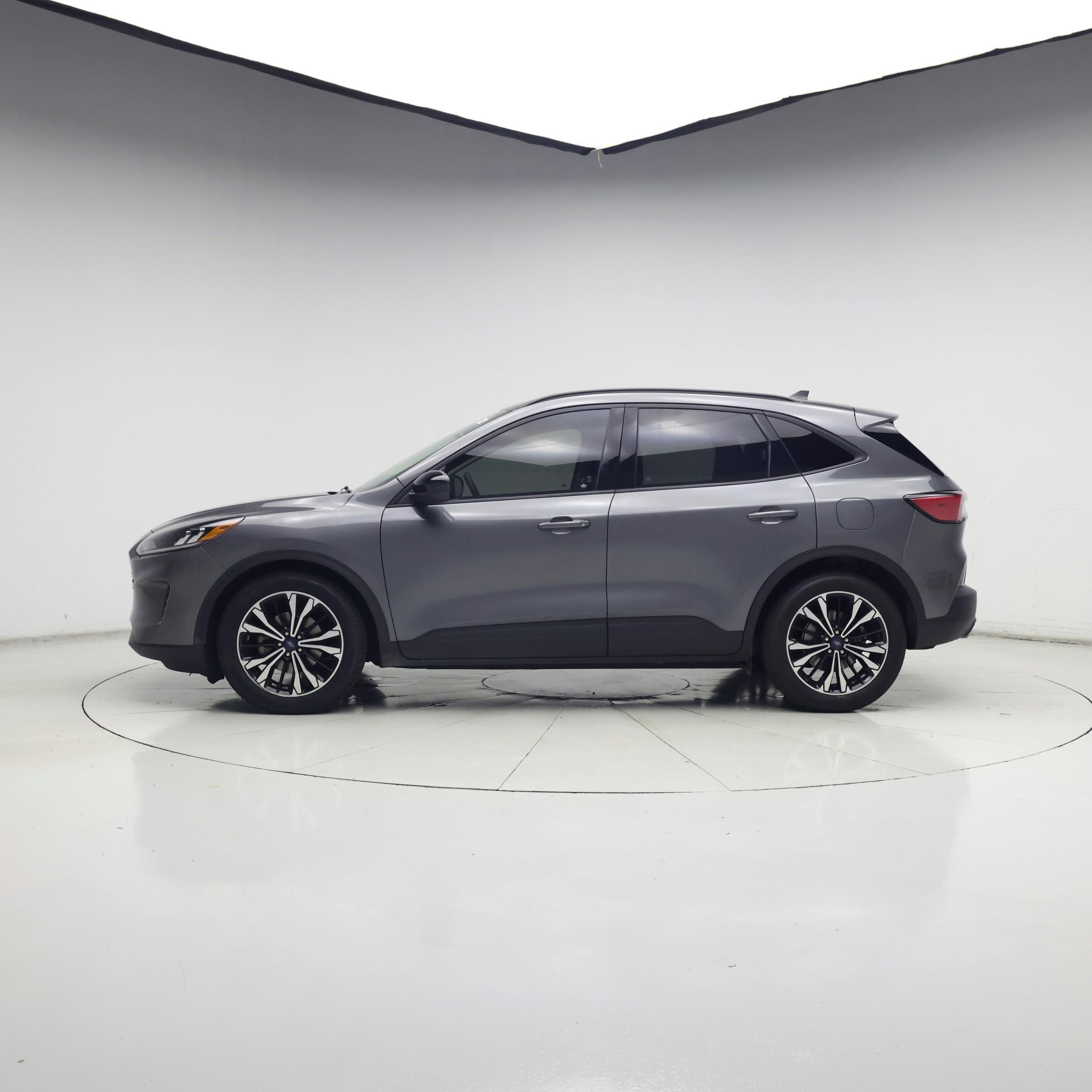 Thumbnail: 2022 Ford Escape - 3