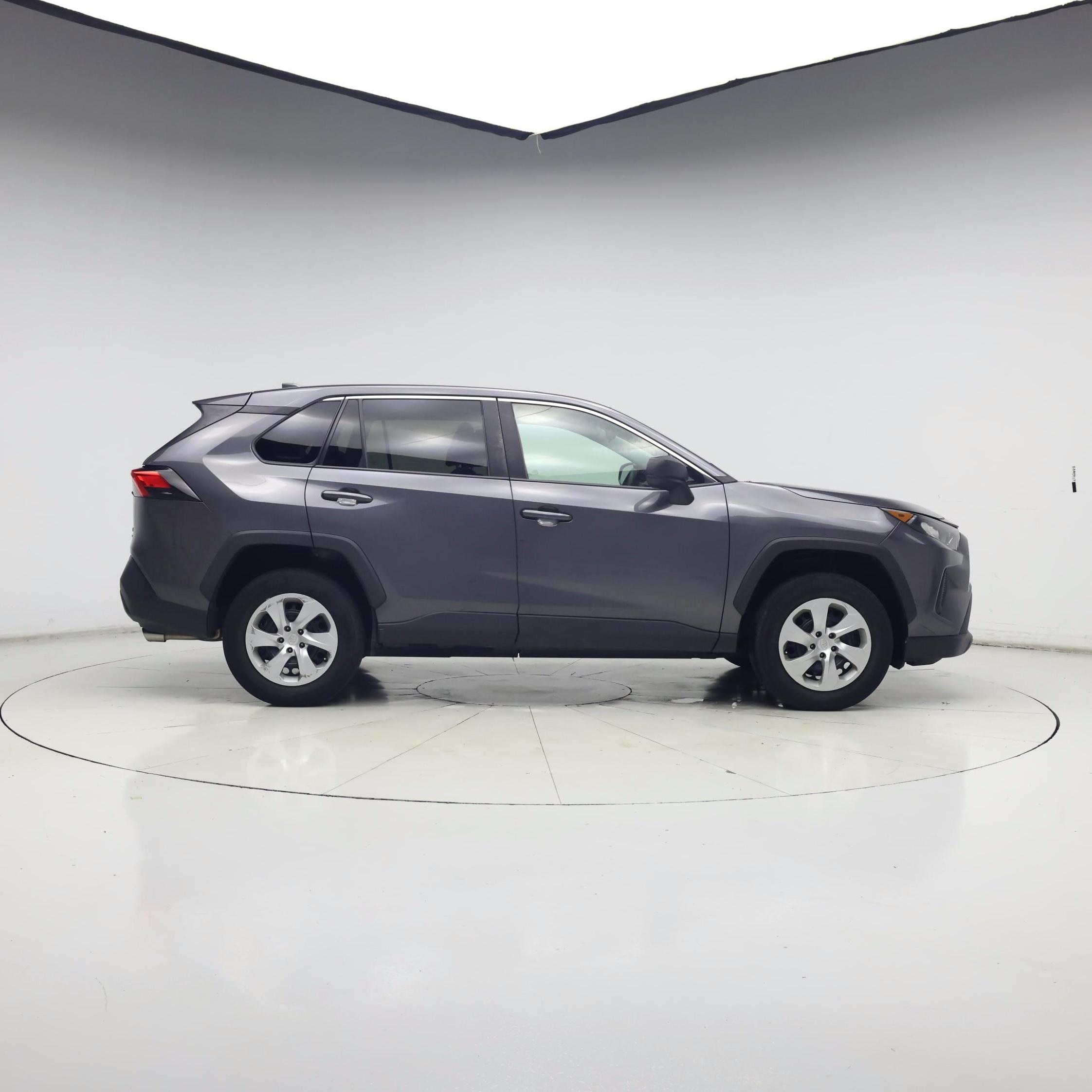 Thumbnail: 2022 Toyota RAV4 - 7