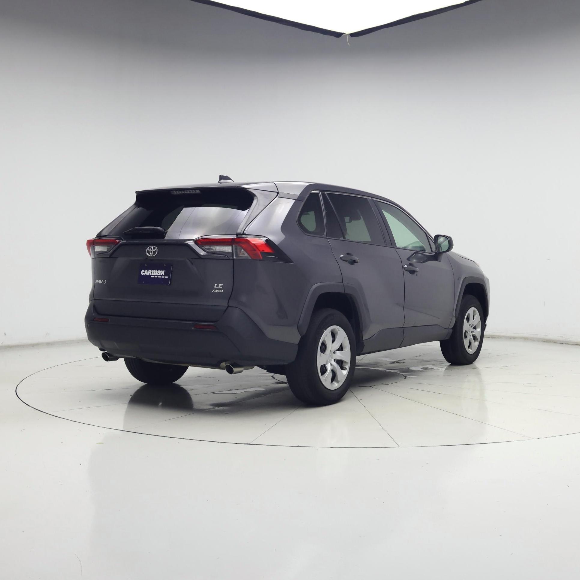 Thumbnail: 2022 Toyota RAV4 - 8