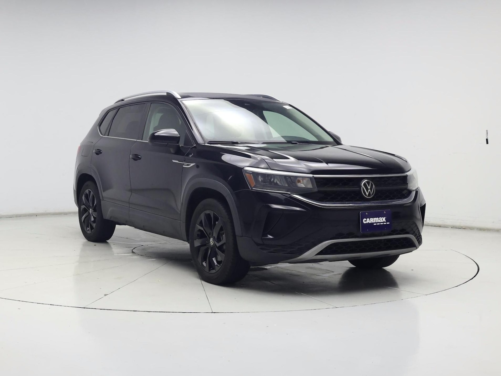 2023 Volkswagen Taos SE - Photo 2