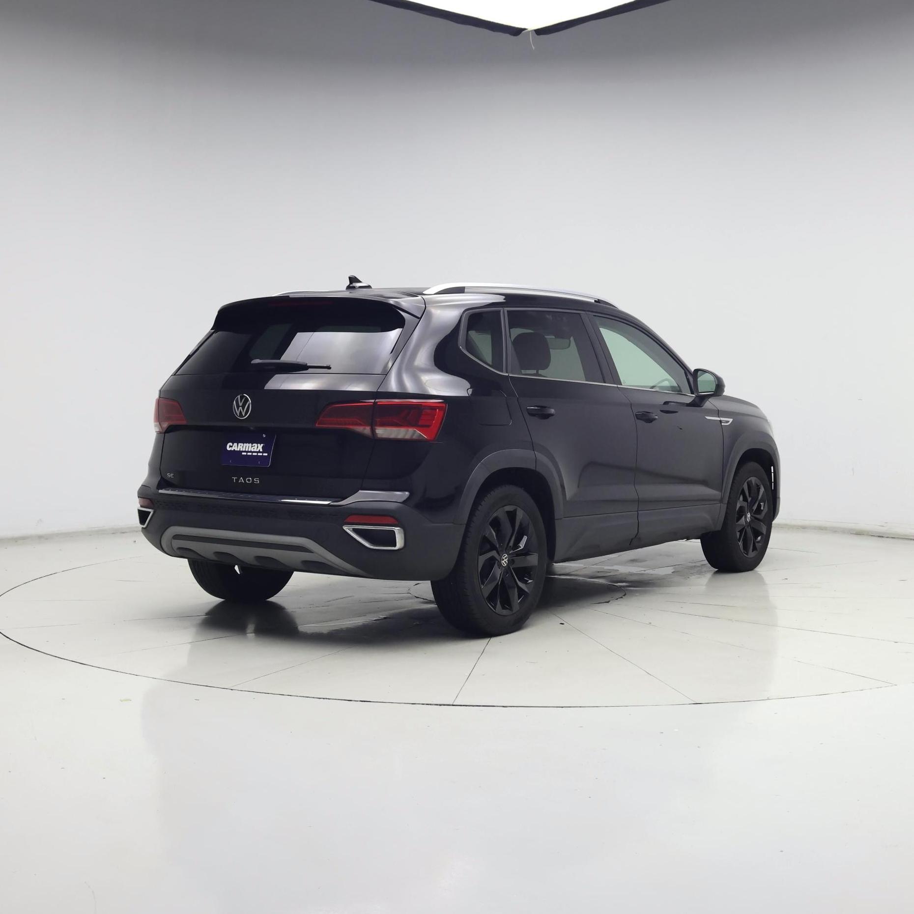 Thumbnail: 2023 Volkswagen Taos - 8