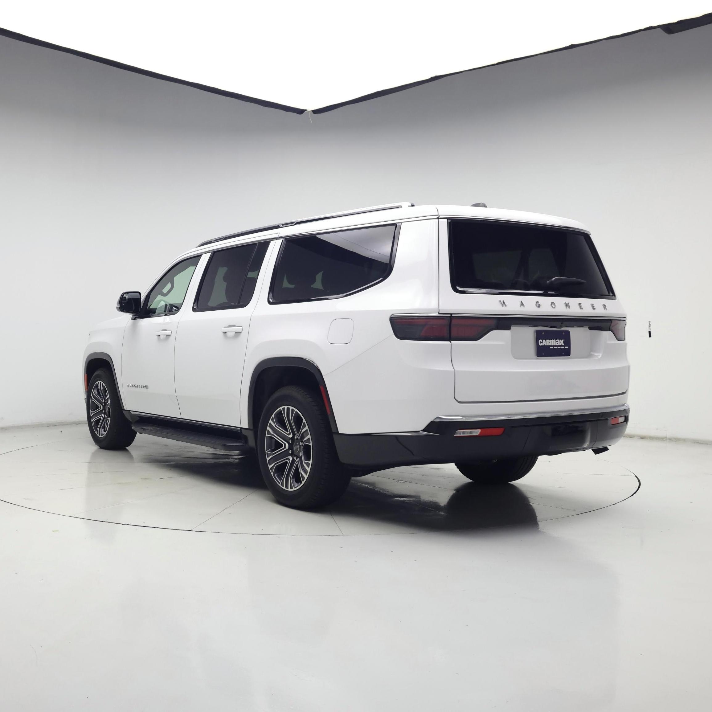 Thumbnail: 2025 Jeep Wagoneer - 2