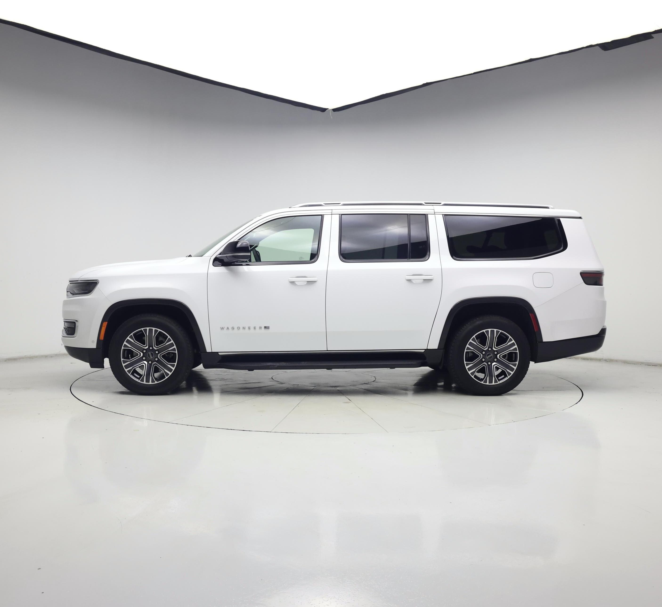 Thumbnail: 2025 Jeep Wagoneer - 3
