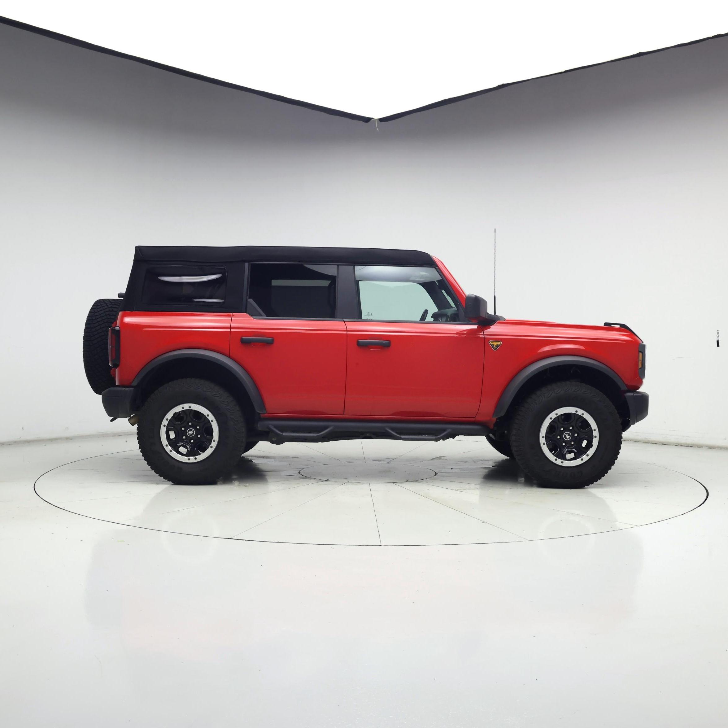 Thumbnail: 2023 Ford Bronco - 7