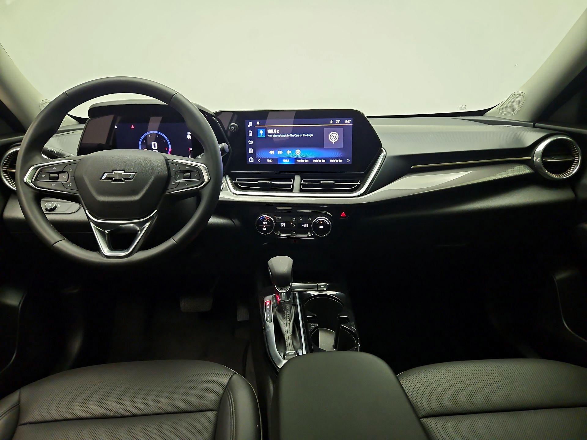 Thumbnail: 2025 Chevrolet Trax - 9