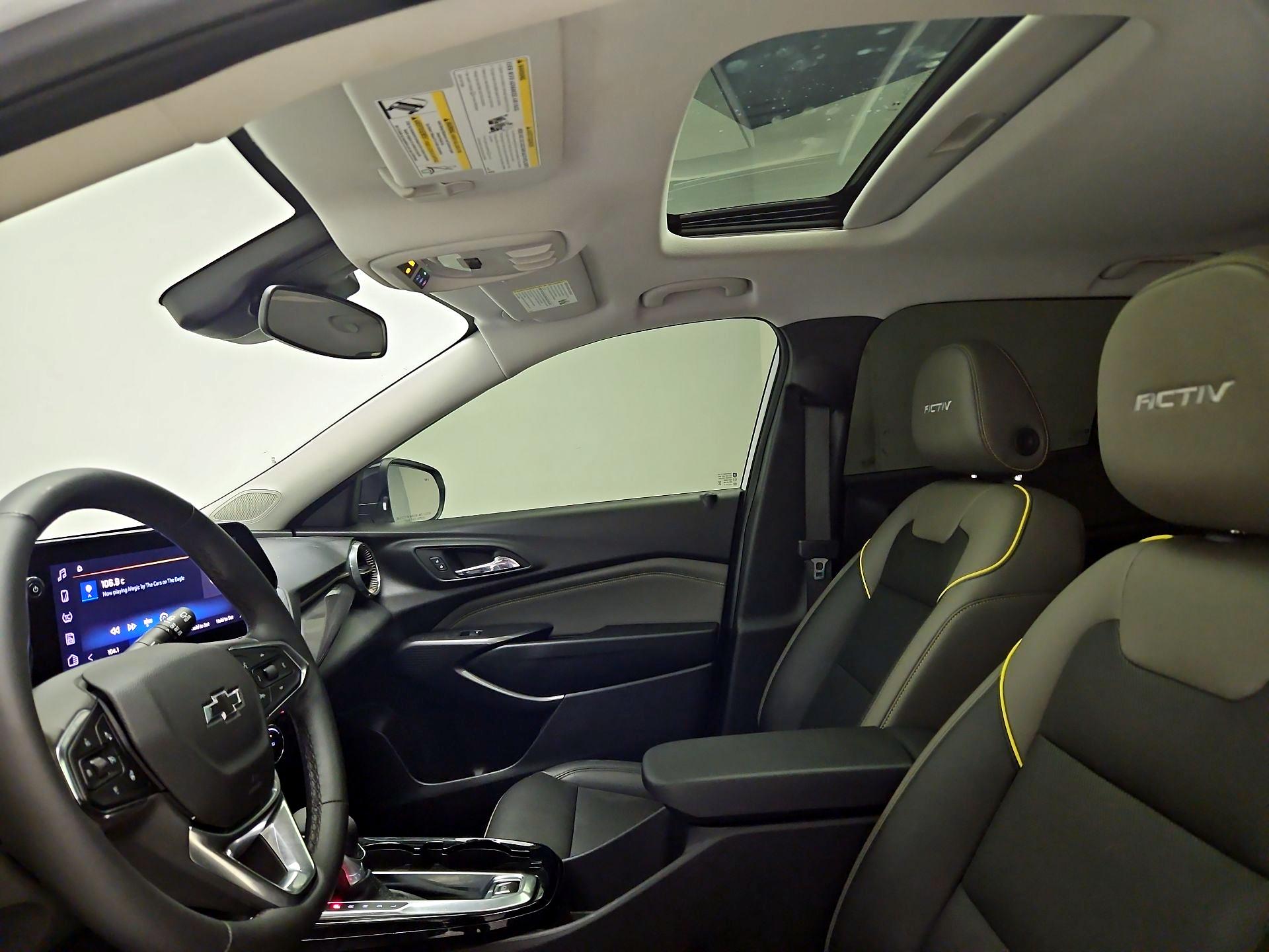 Thumbnail: 2025 Chevrolet Trax - 19