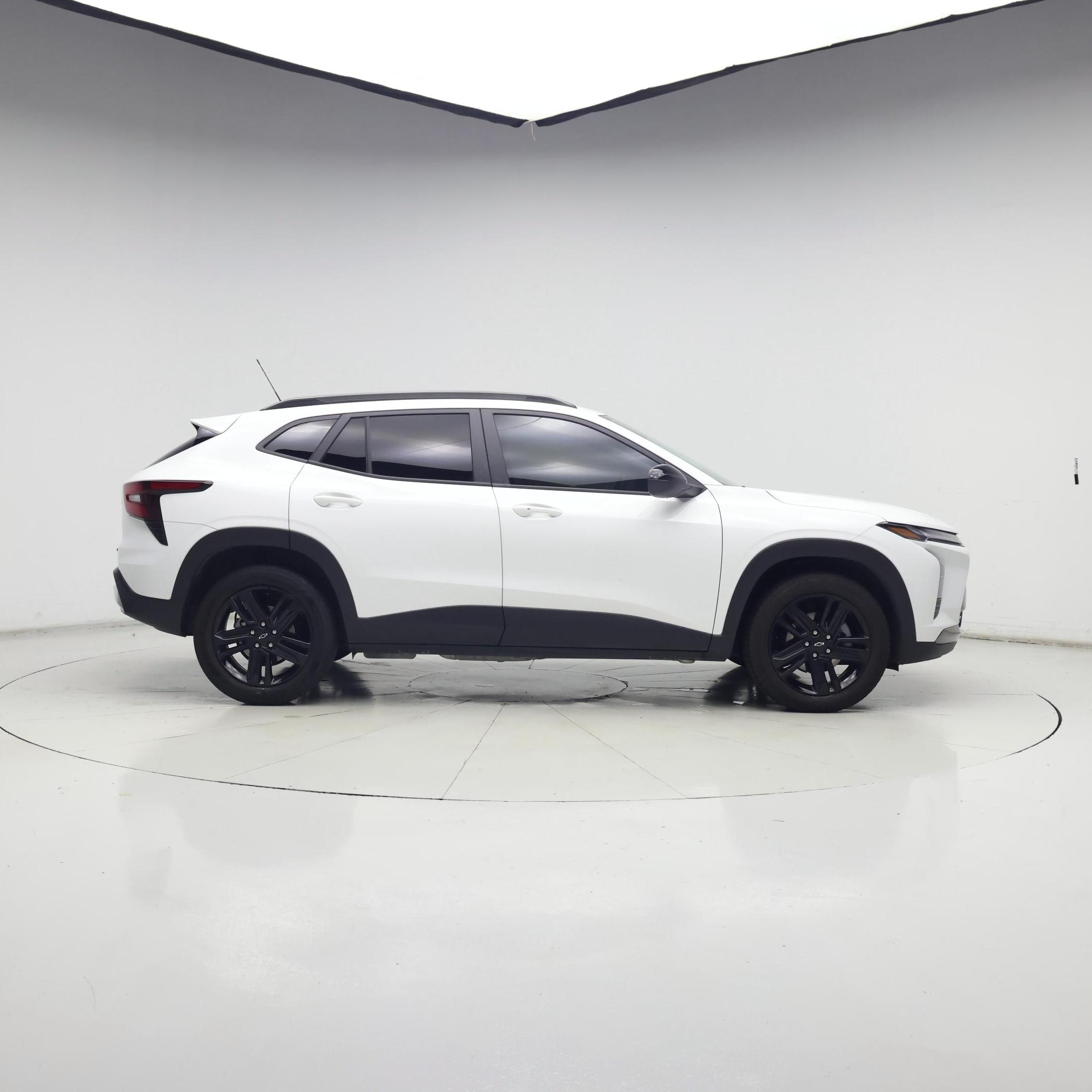 Thumbnail: 2025 Chevrolet Trax - 7