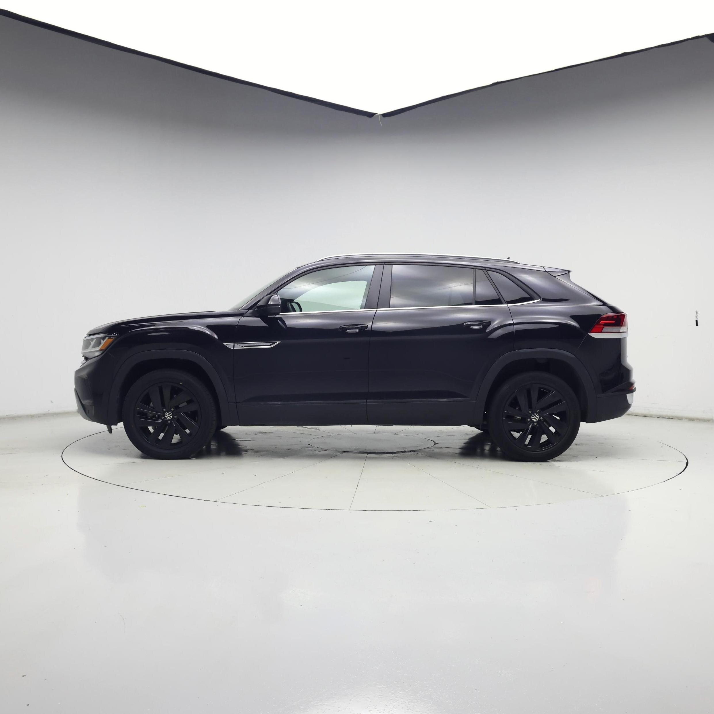 Thumbnail: 2023 Volkswagen Atlas - 3
