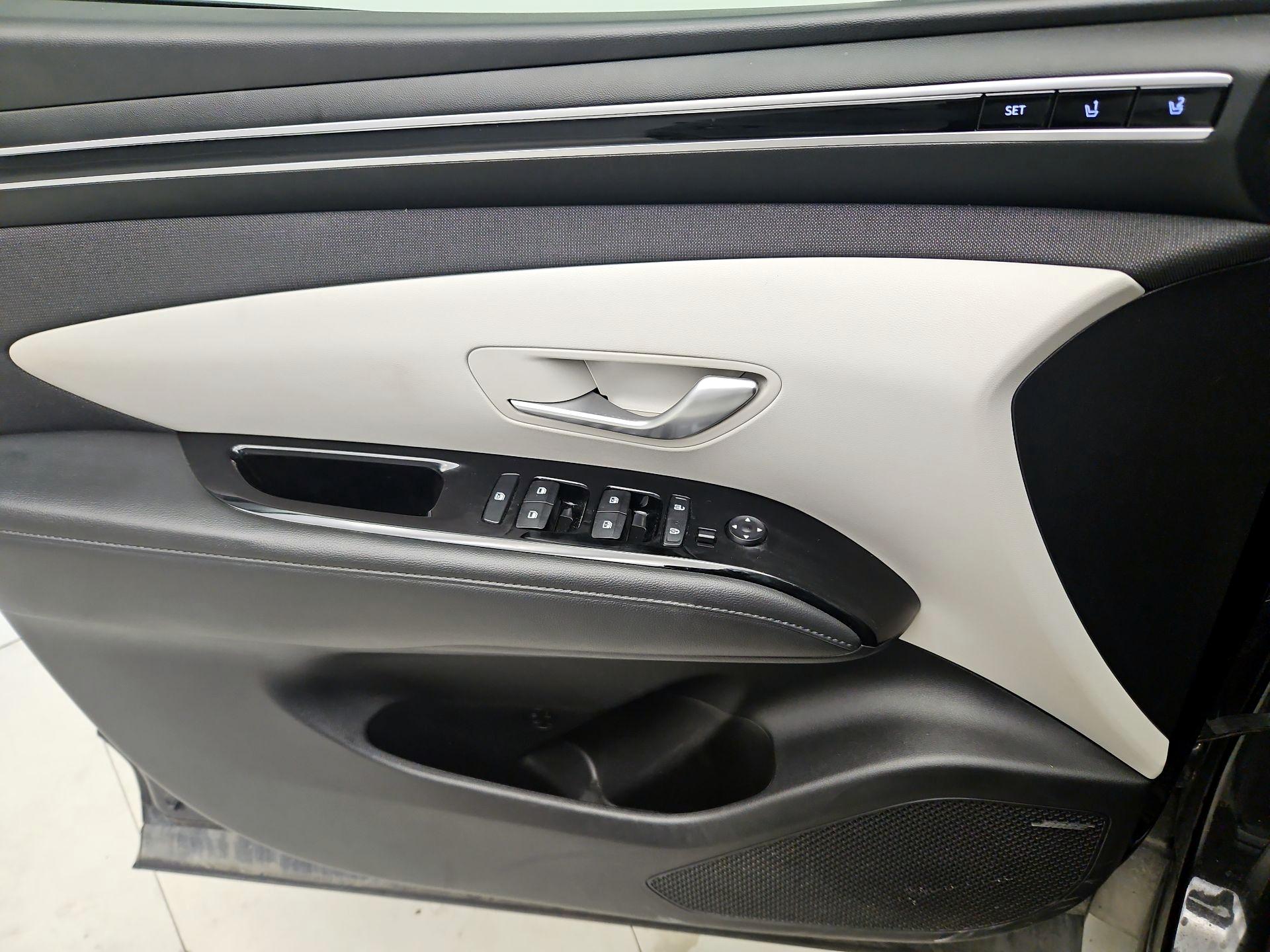 Thumbnail: 2023 Hyundai Tucson - 12