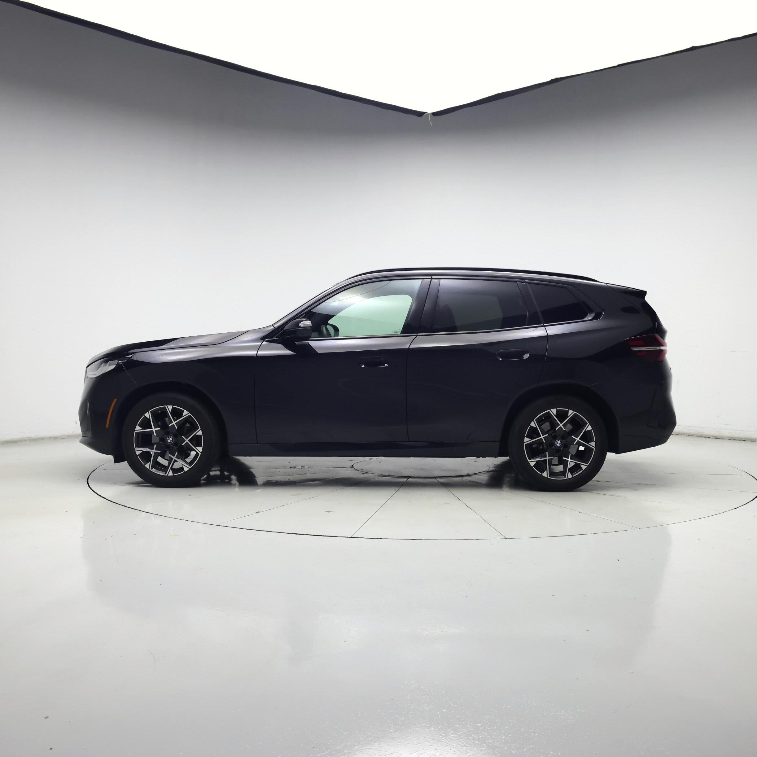 Thumbnail: 2026 BMW X3 - 3