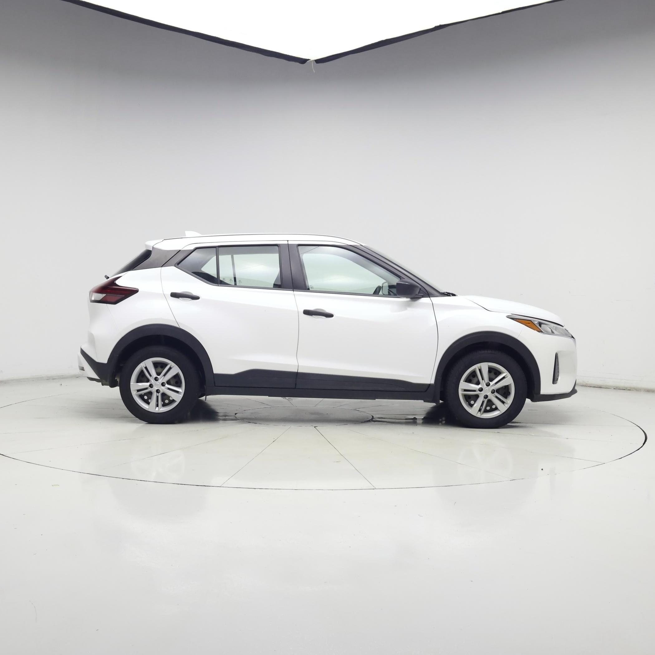 Thumbnail: 2023 Nissan Kicks - 7