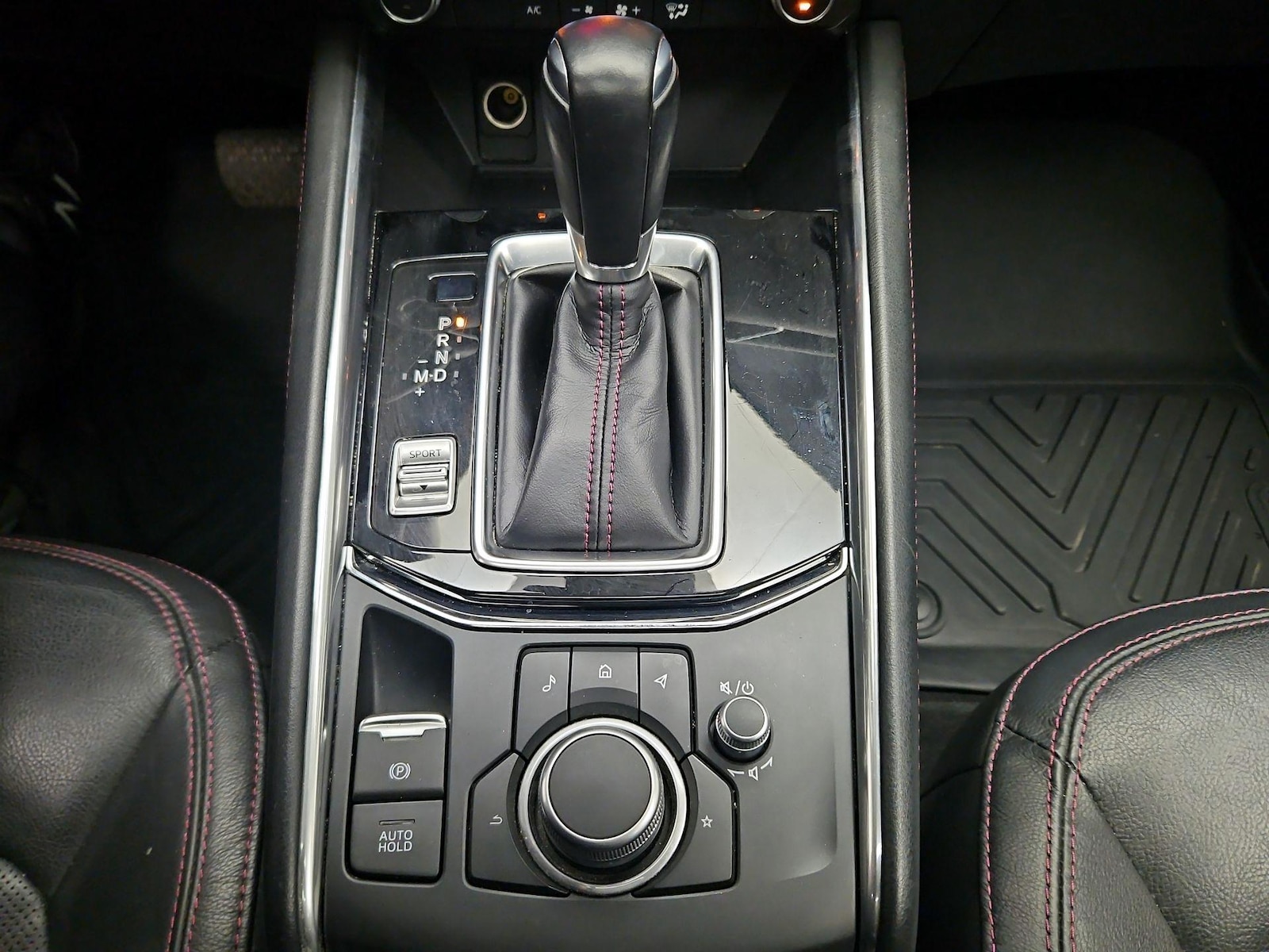 Photo 19