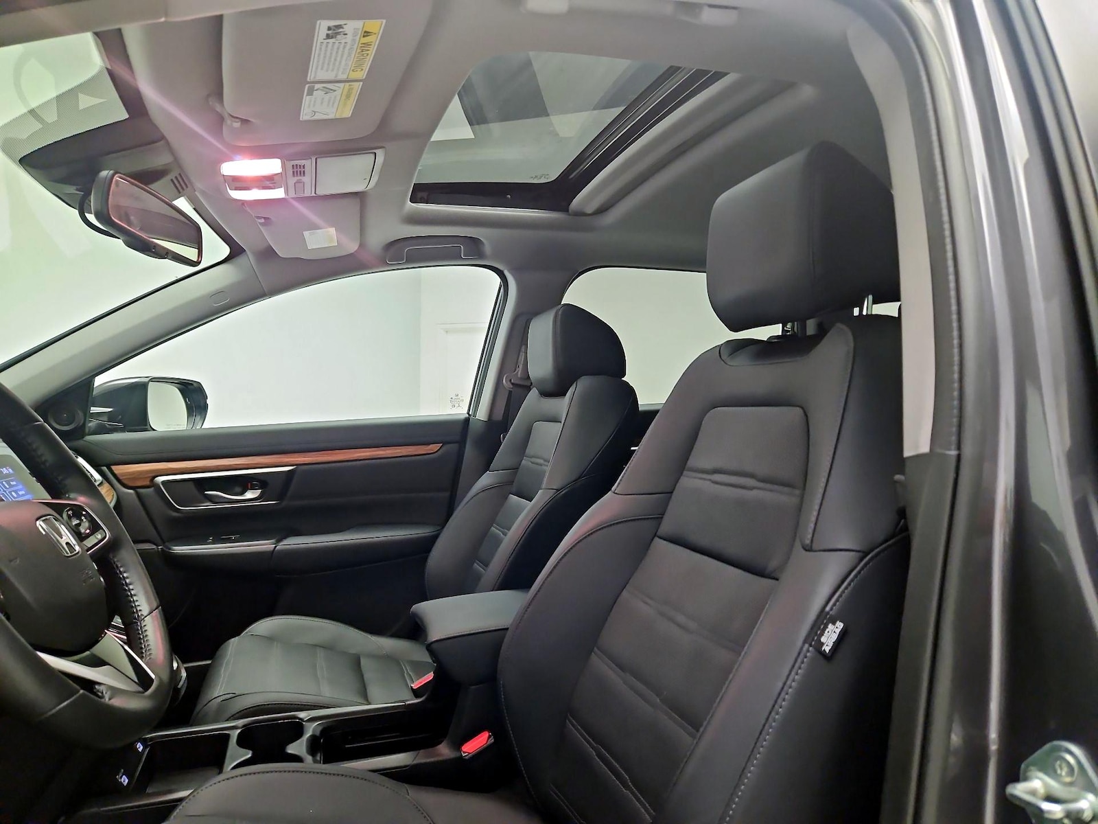 Sunroof(s) & Overhead Airbags