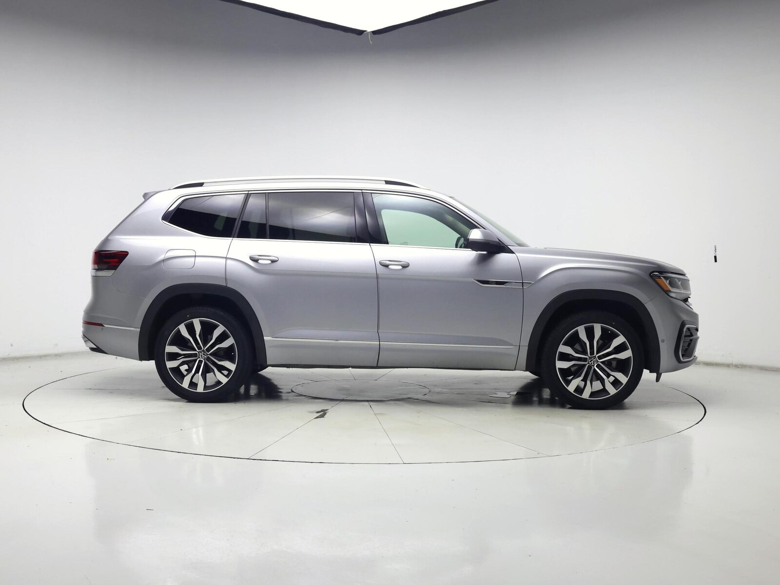 2023 Volkswagen Atlas SEL Premium R-Line - Photo 8