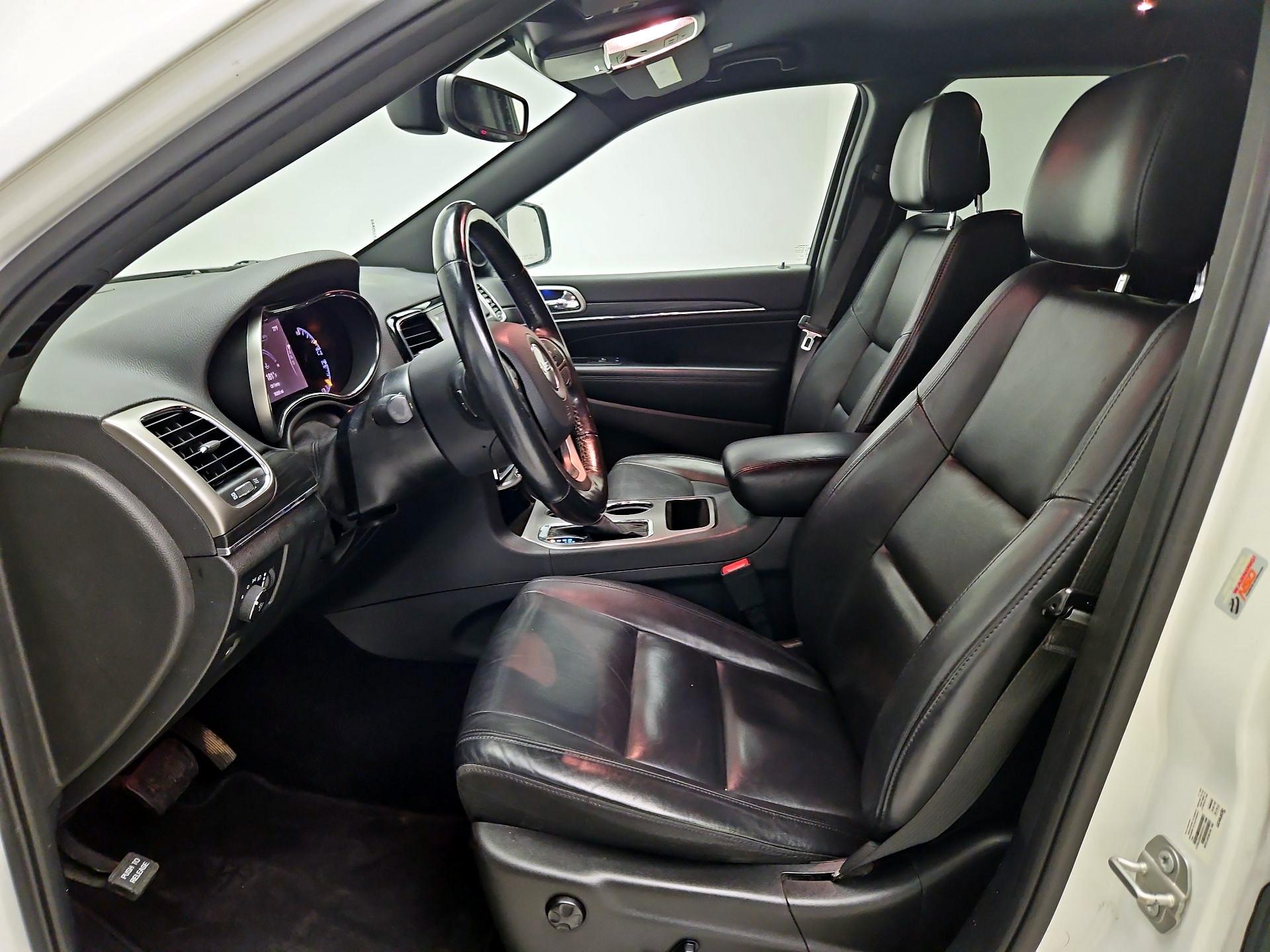 Thumbnail: 2019 Jeep Grand Cherokee - 11