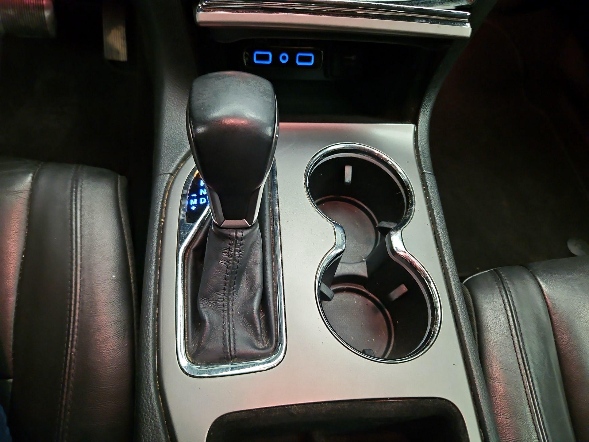 Thumbnail: 2019 Jeep Grand Cherokee - 18
