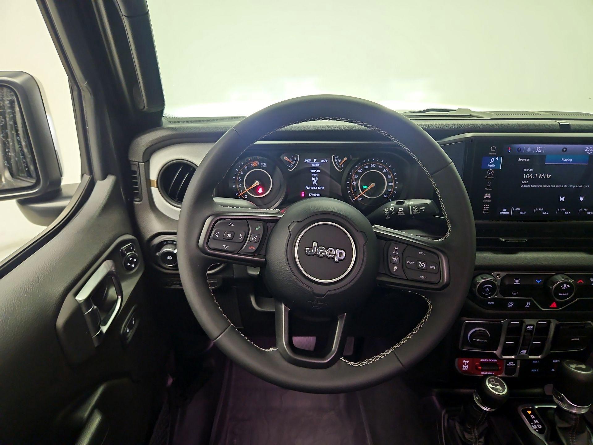 Thumbnail: 2025 Jeep Wrangler - 10